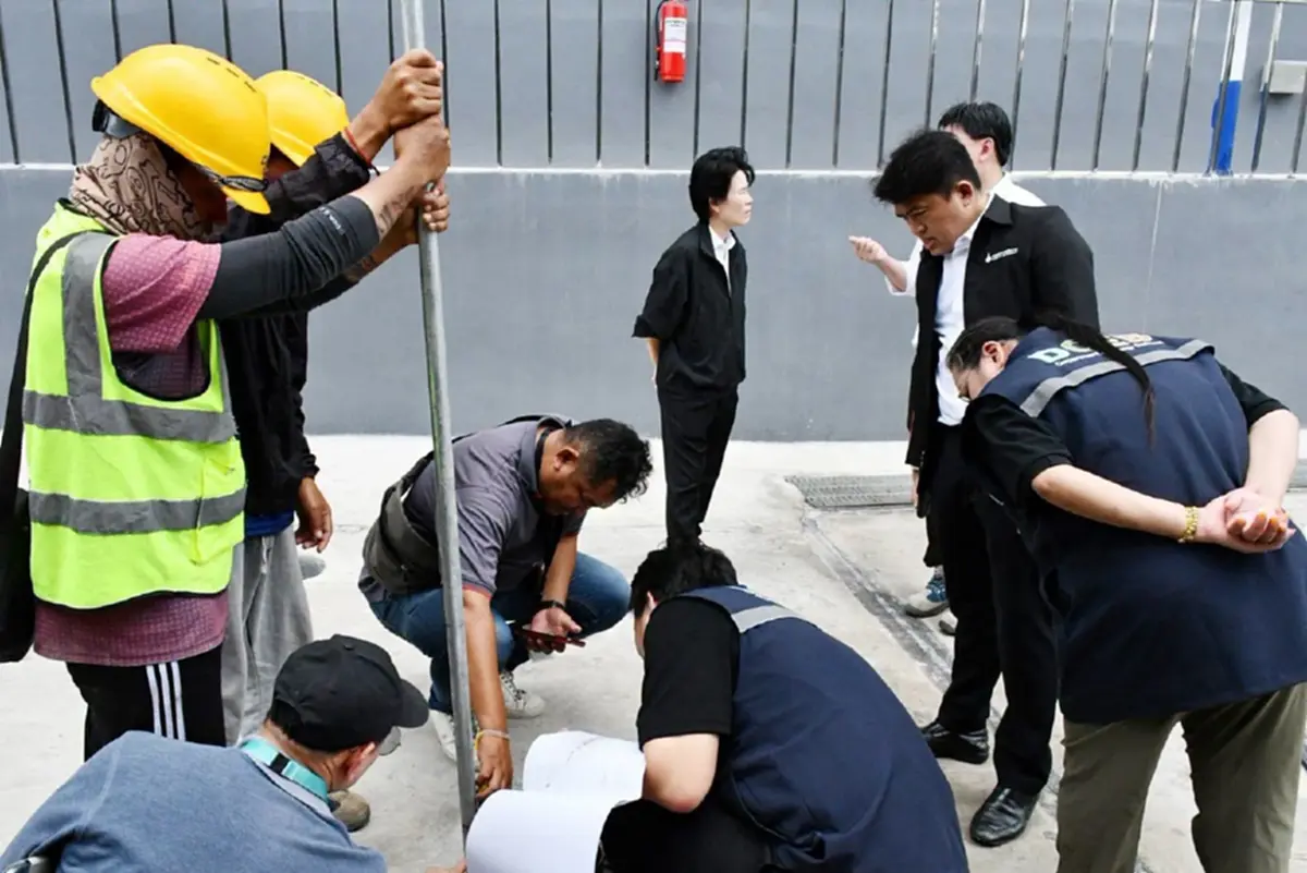 ถึงว่าชาวบ้านบ่นกลิ่นฉุน โครงการย่านพระราม 9 ลอบซุกน้ำมัน 2 แสนลิตร