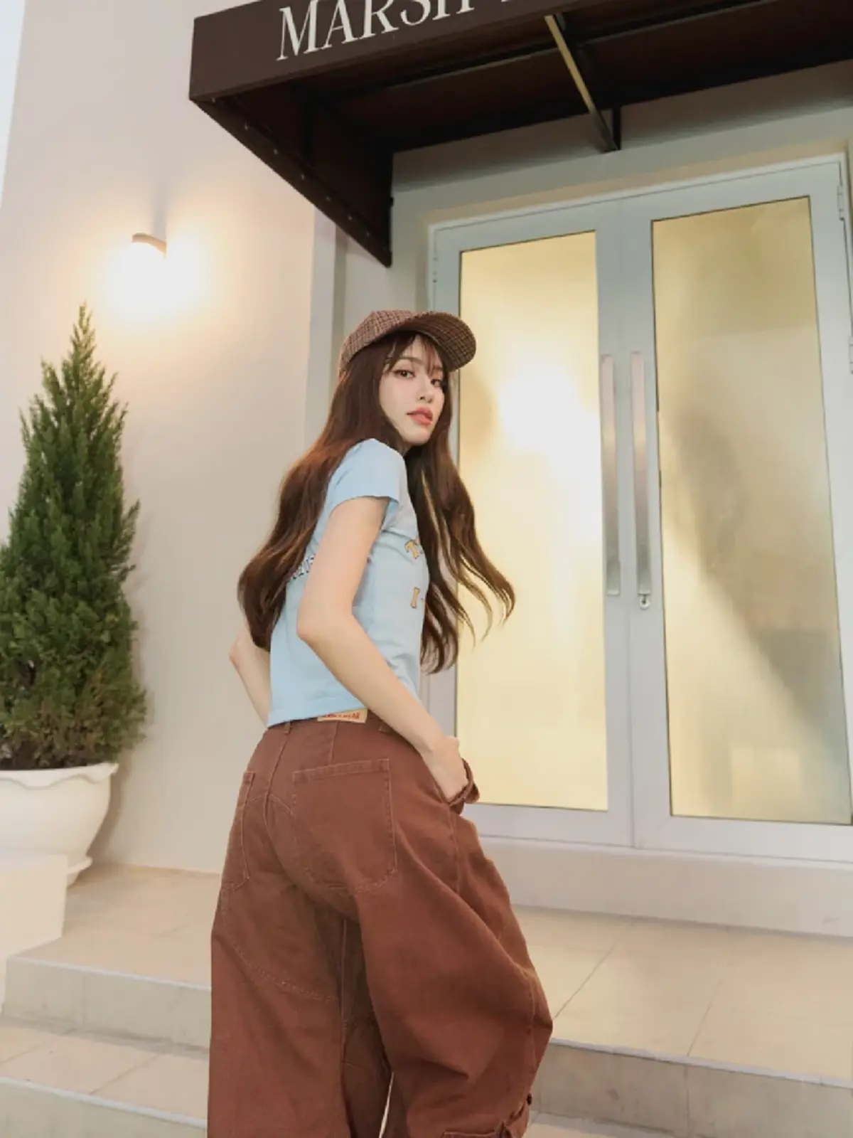 สวยเก่งครบสูตร  "เกรซ กาญจน์เกล้า" คว้าปริญญาโท  ม.ธุรกิจบัณฑิตย์