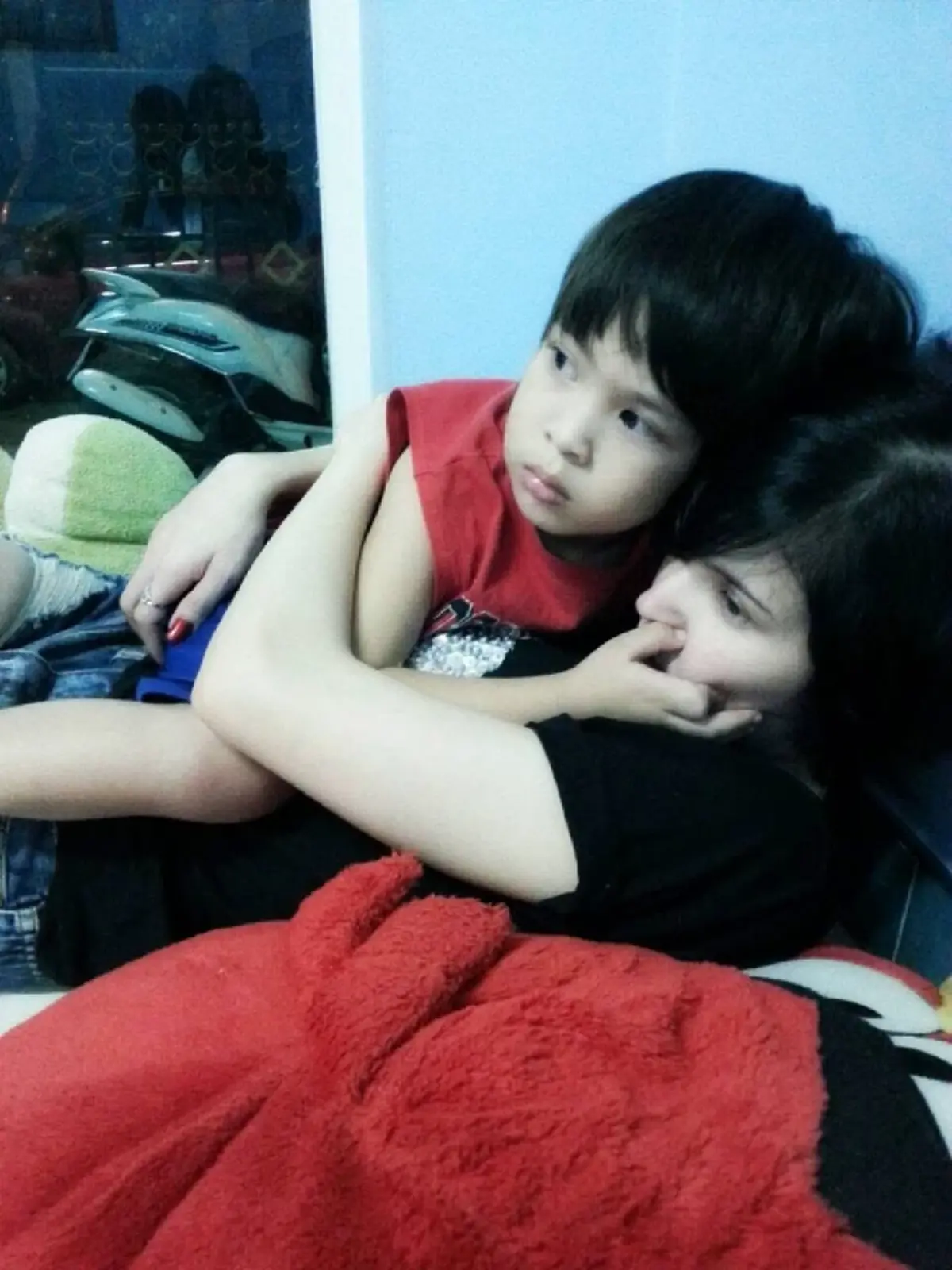 เคล็ดลับคุณแม่  "แอนนี่ บรู๊ค" เลี้ยงลูก แบบไม่ตีแต่โตมามีคุณภาพ
