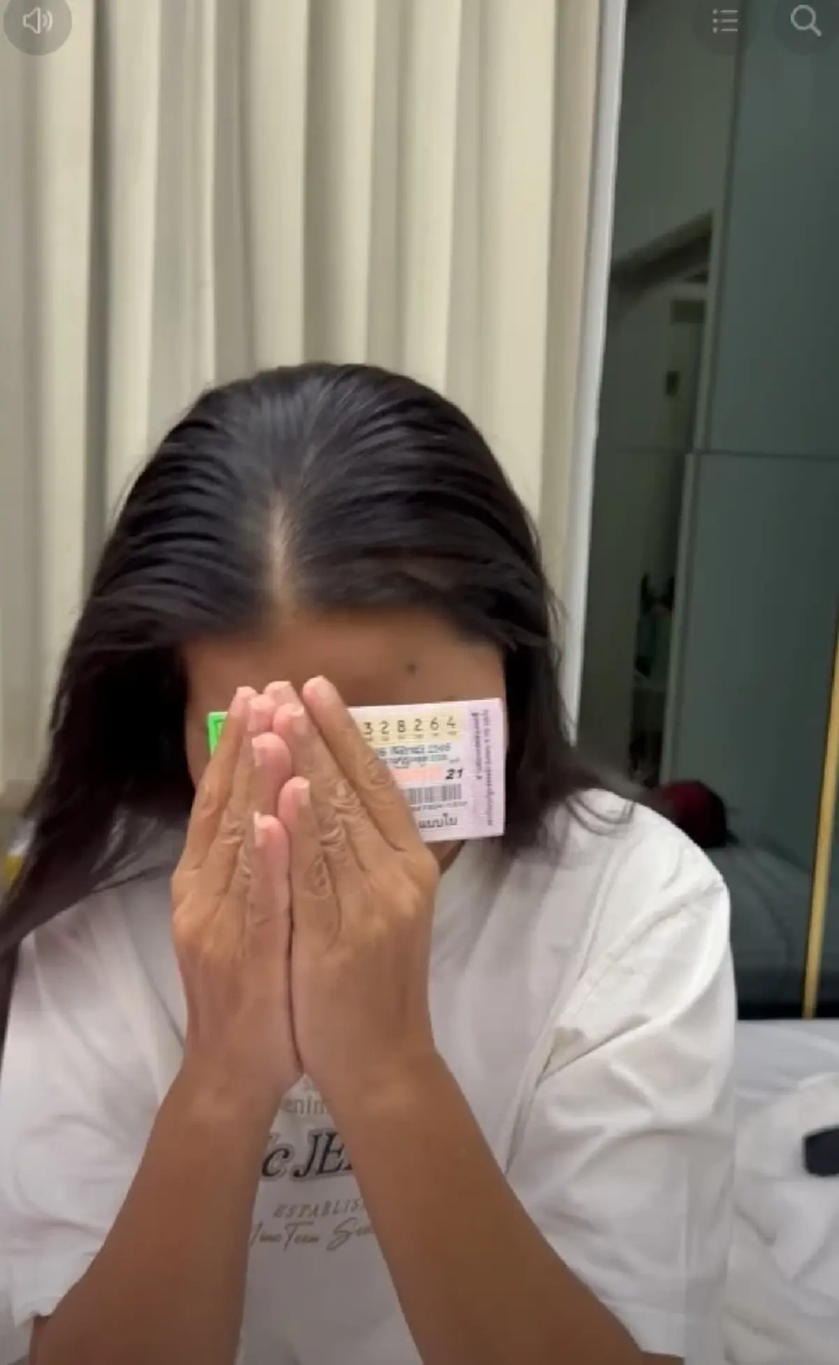 ปังไม่ไหว "สุนารี" โชว์ลอตเตอรี่ก่อนหวยออก ล่าสุดเฮลั่นถูก 30 ใบ