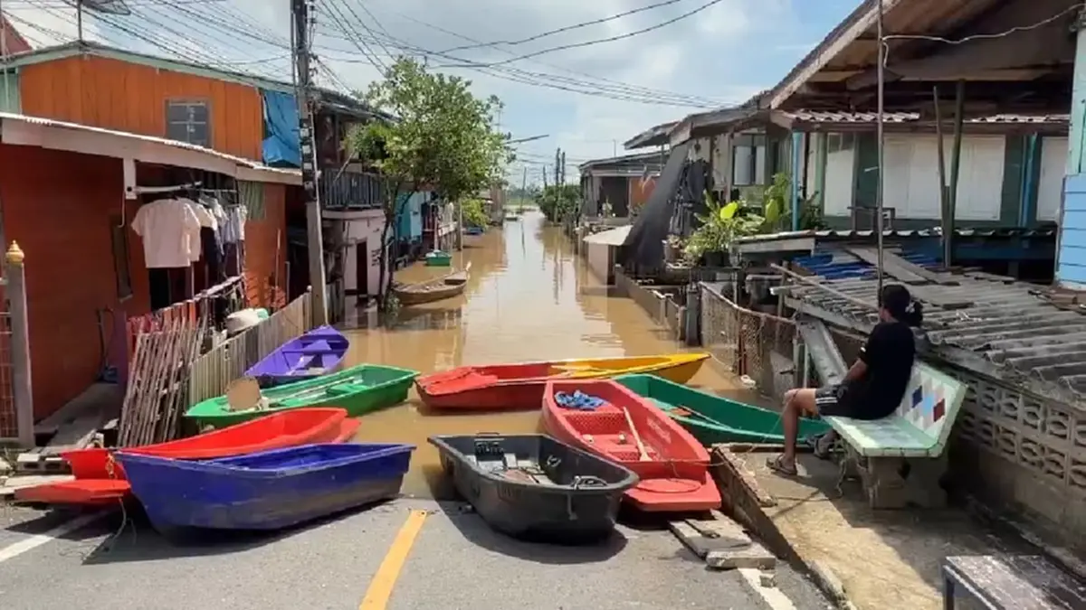 อยุธยาท่วมแล้ว 12 อำเภอ วอนชลประทานจัดสรรน้ำเห็นใจประชาชน