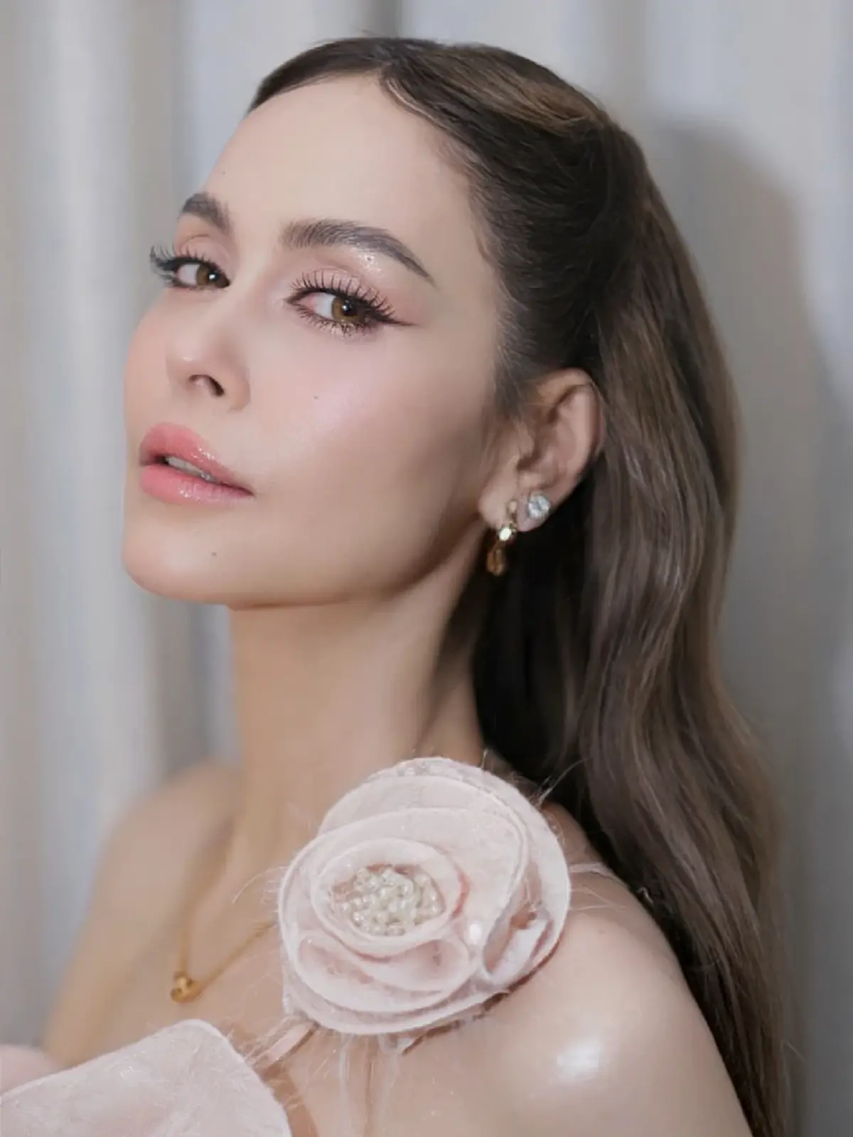 นัท มีเรีย อวดภาพวัย 13 ปี  ชาวเน็ตอึ้งสวยเป๊ะแทบไม่เปลี่ยน