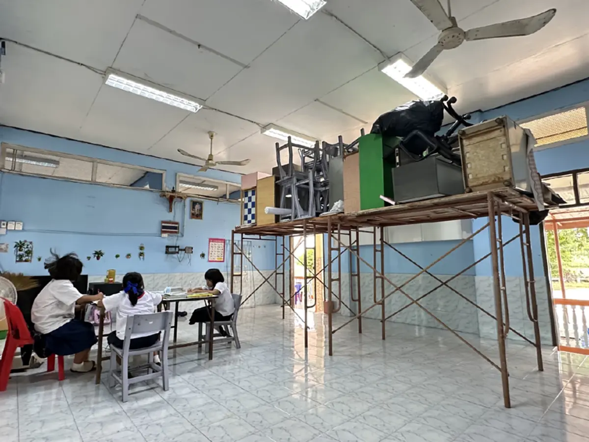 น้ำท่วมอยุธยา จ่อประตูโรงเรียน ครูภาวนาขอสอบปิดเทอมทัน