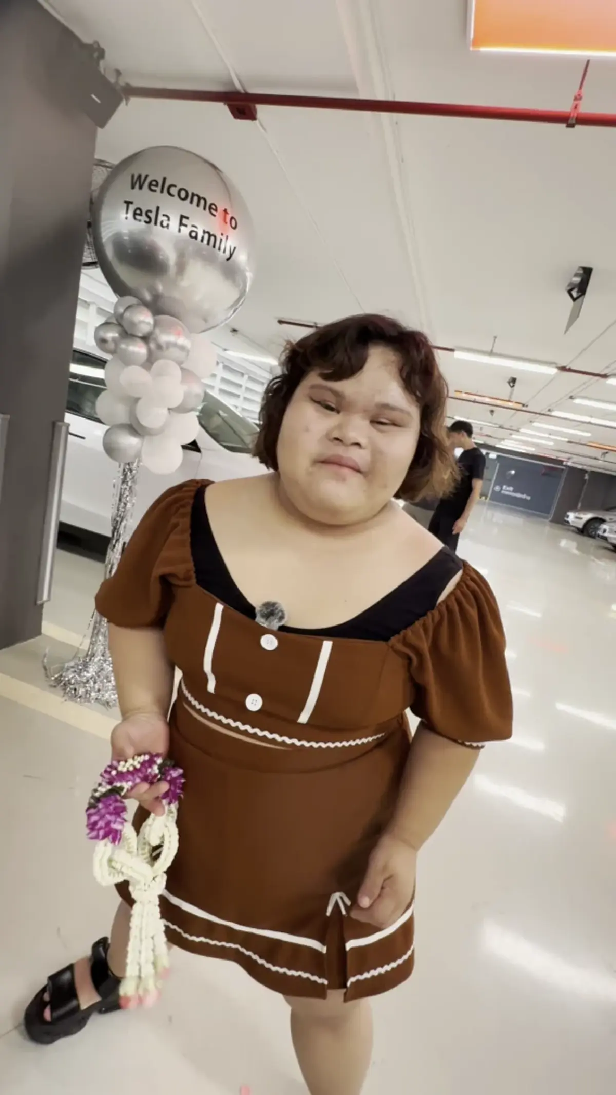 ปังไม่ไหว อินฟลูเอนเซอร์ชื่อดัง  ถอยรถคันใหม่มูลค่ากว่า 2 ล้าน 