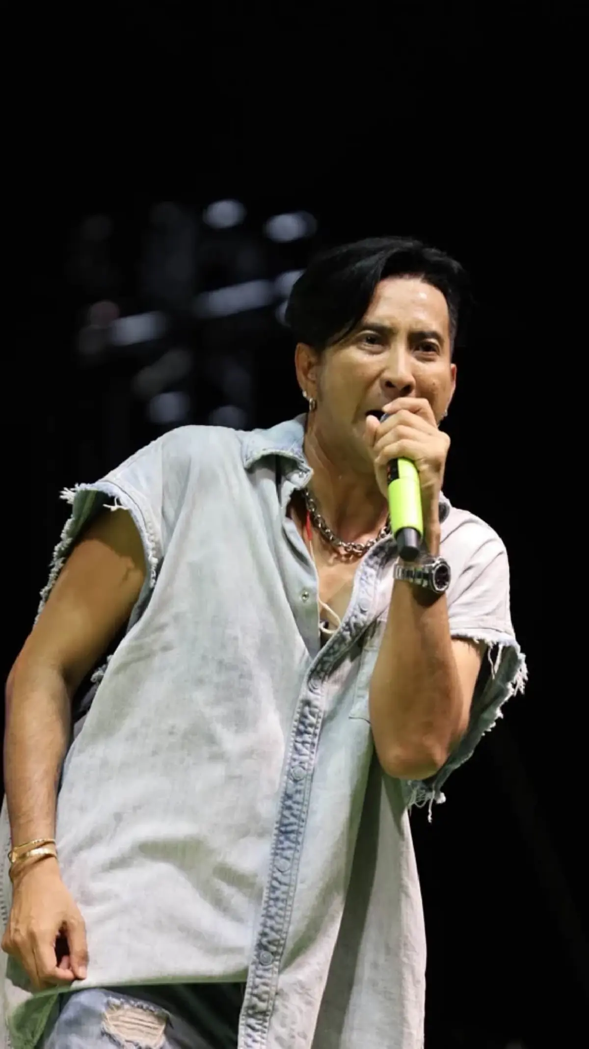 บอล เชิญยิ้ม ไหว้ปู่ฤาษีนารอด จุดเลขธูปมงคล ฮือฮาเลขที่ได้