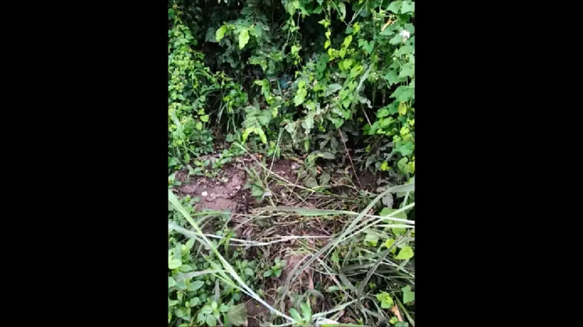 รถดูดส้วมมักง่ายทิ้งปฏิกูลริมทางอุดรฯ ฝนตกขี้ทะลักท่วมถนน