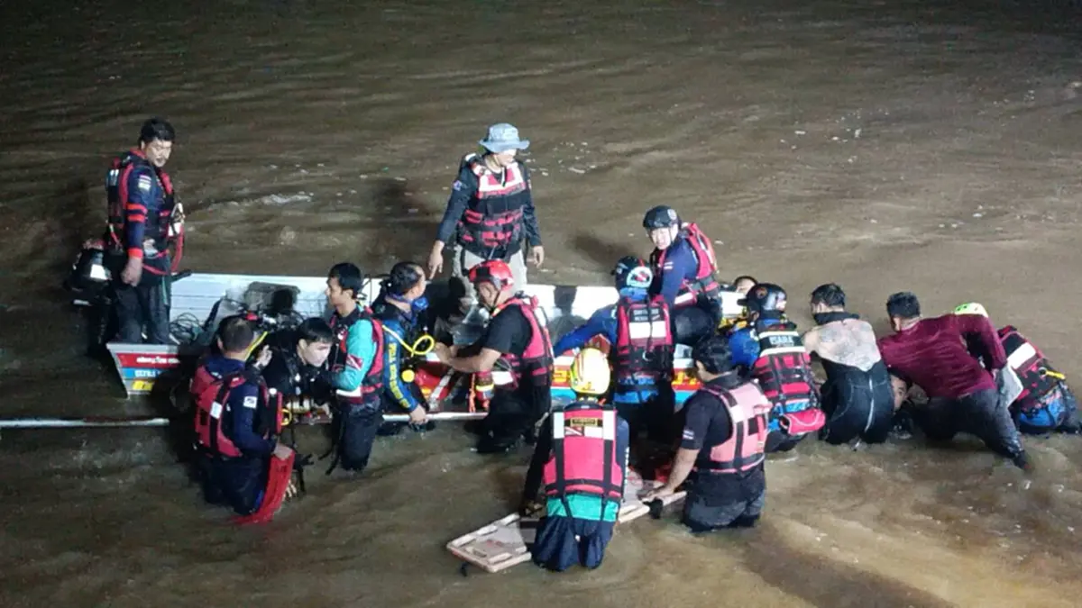 สลดปราจีนฯ น้ำวนดูด 2 ด.ช. จมฝายน้ำล้น พบดับ 1 เร่งหาอีกราย