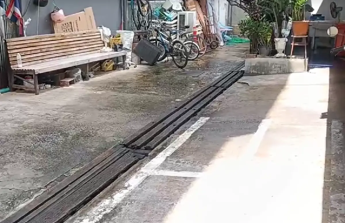 สลดหนัก ยายจับหลาน 3 ขวบ ลงจากตึกชั้น 4 ก่อนตัวเองจะตามลงมาด้วย
