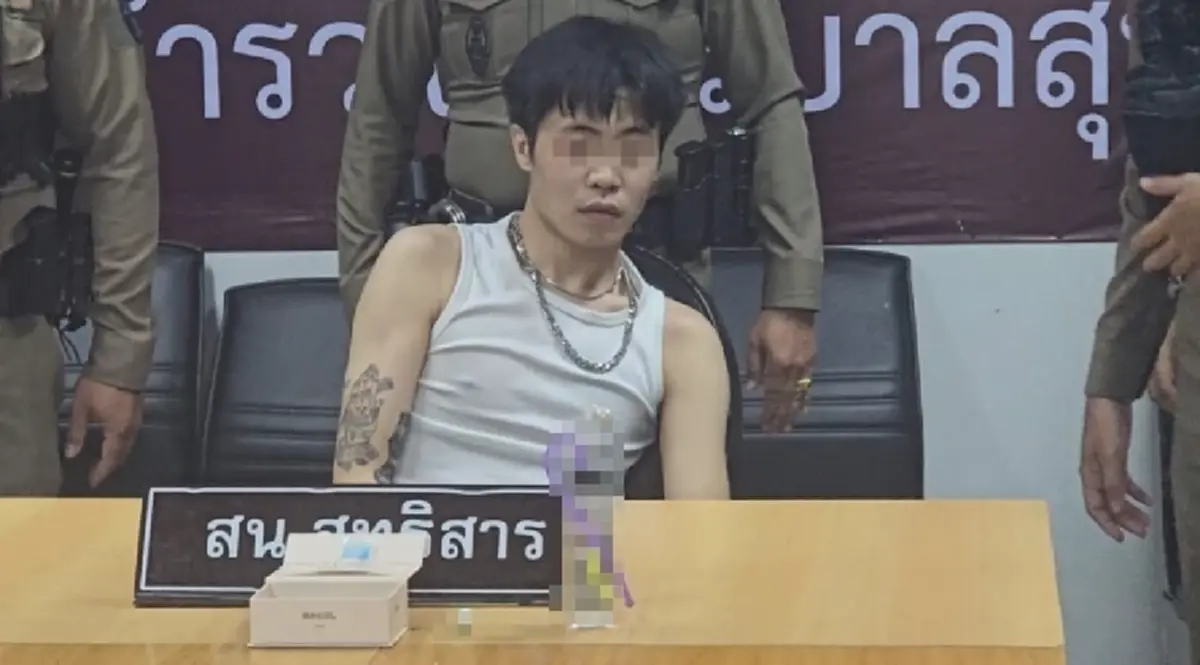 รวบชายจีนหลอนยาหนัก ขู่ทำร้ายตัวเอง ตร.สุทธิสาร ลุยสยบคลั่งทันควัน!