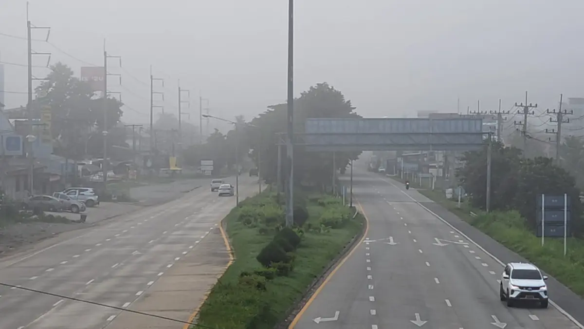 สัญญาณหนาวมาแล้ว! พะเยาหมอกลงจัดทั่วเมือง อุณหภูมิ 23 องศา