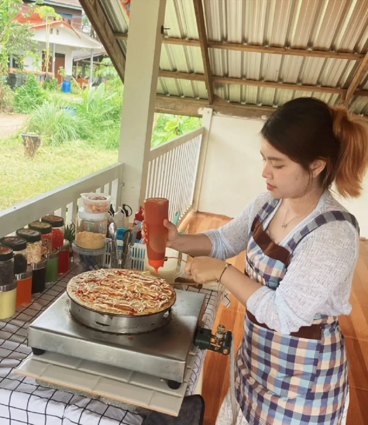 สาว 26 ลาออกพยาบาลหาความสุข เงินเดือน 5 หมื่น สู่ 5 พัน แม่ค้าขายเครป