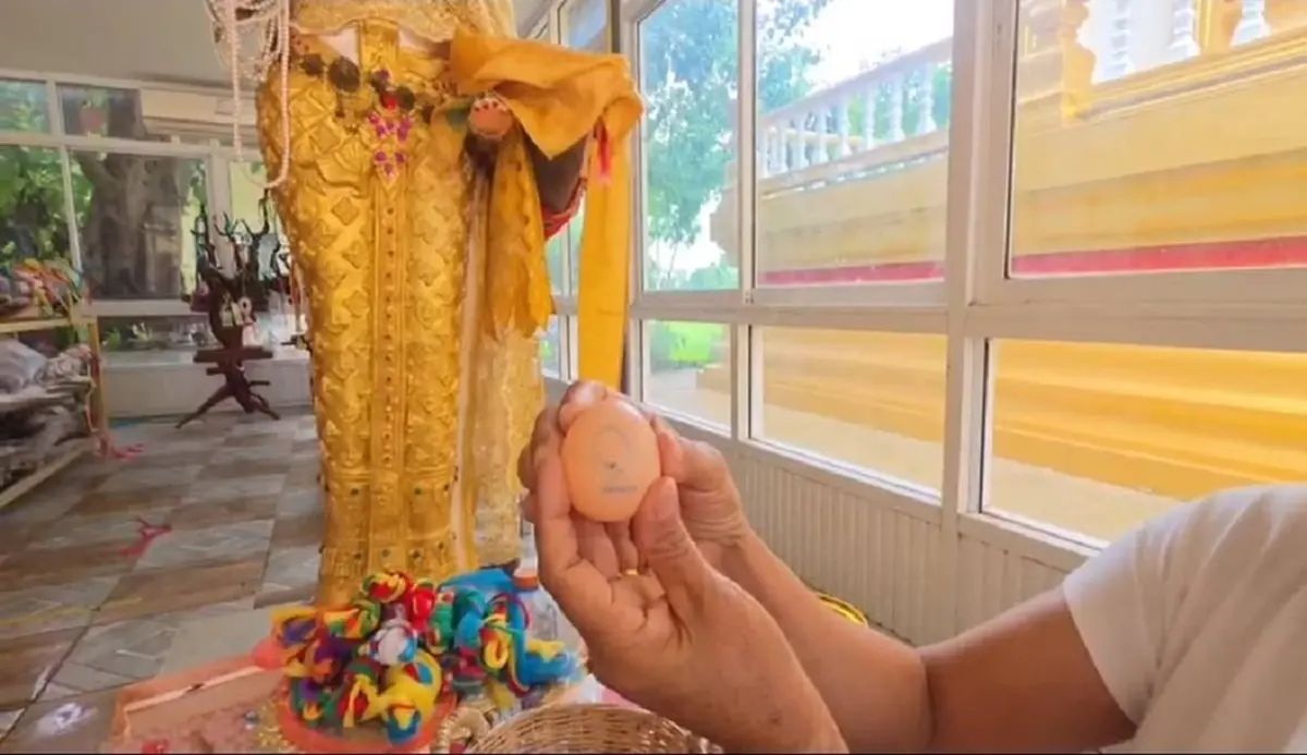ฮือฮา! สายมูแห่วัดแม่ย่าซอม เสี่ยงลูกปิงปองได้เลขสวยตรงใจสุด ๆ