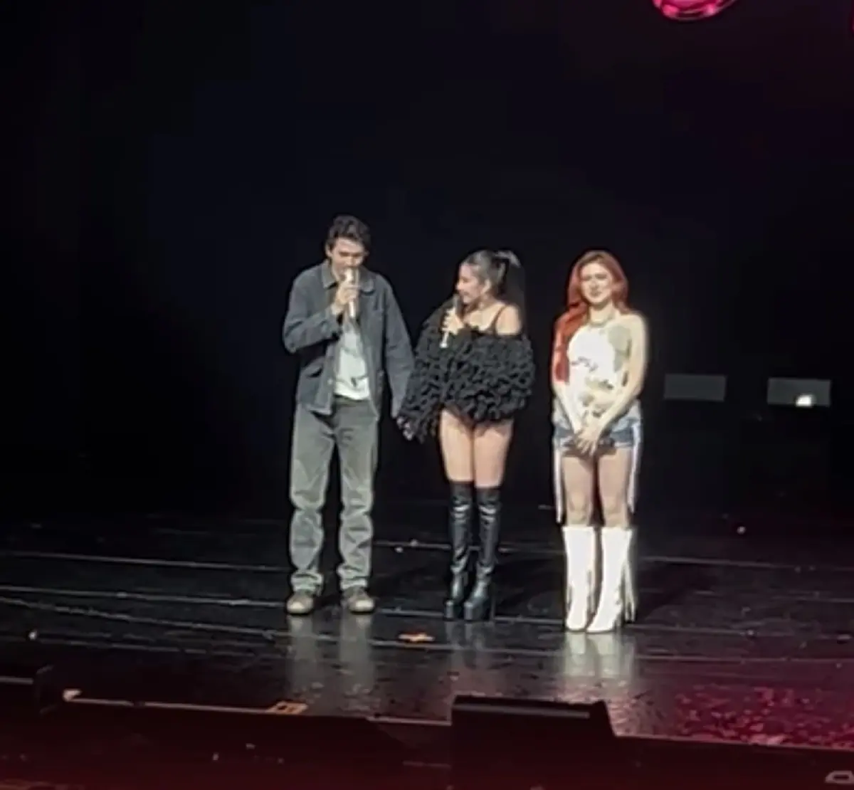 กวินท์ ขึ้นเวทีคอนเสิร์ต ลั่นประโยคเด็ด เผยความรู้สึก แฟน ๆ ส่งกำลังใจ