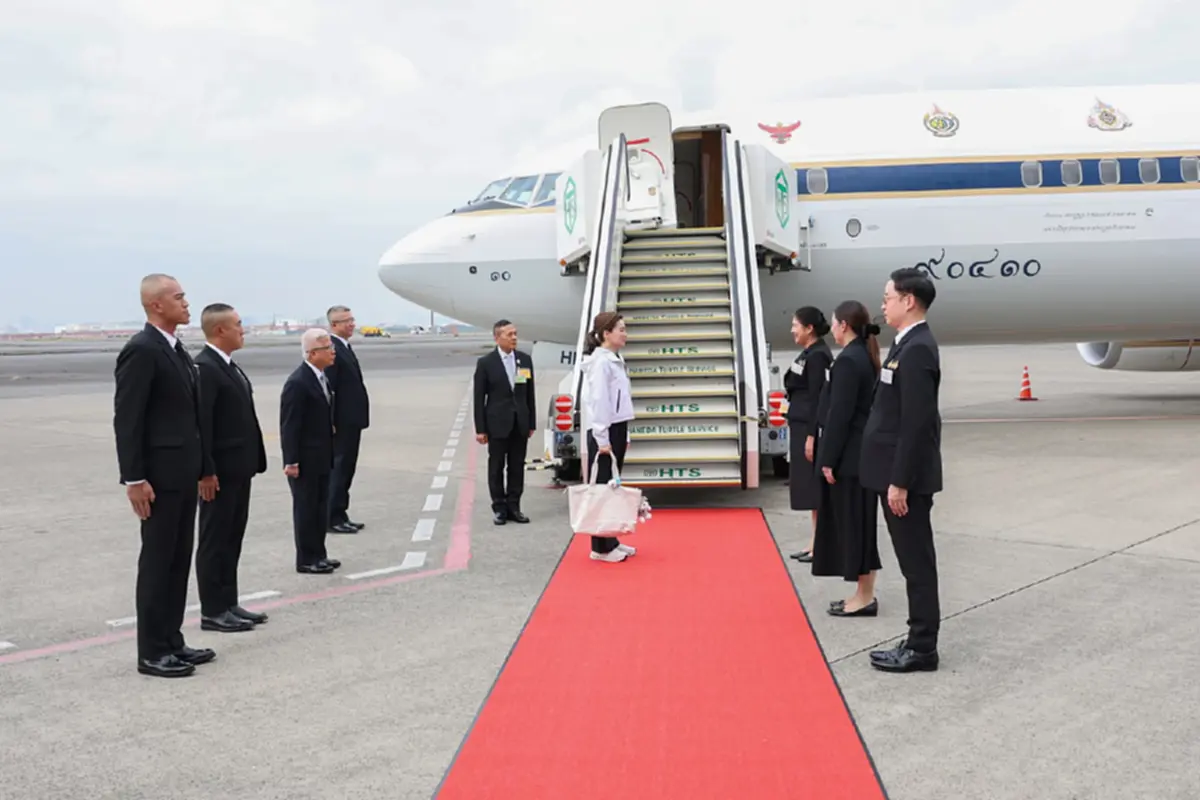 เลขเครื่องบินพระที่นั่ง พระราชินี เสด็จจากซัปโปโรไปโตเกียว