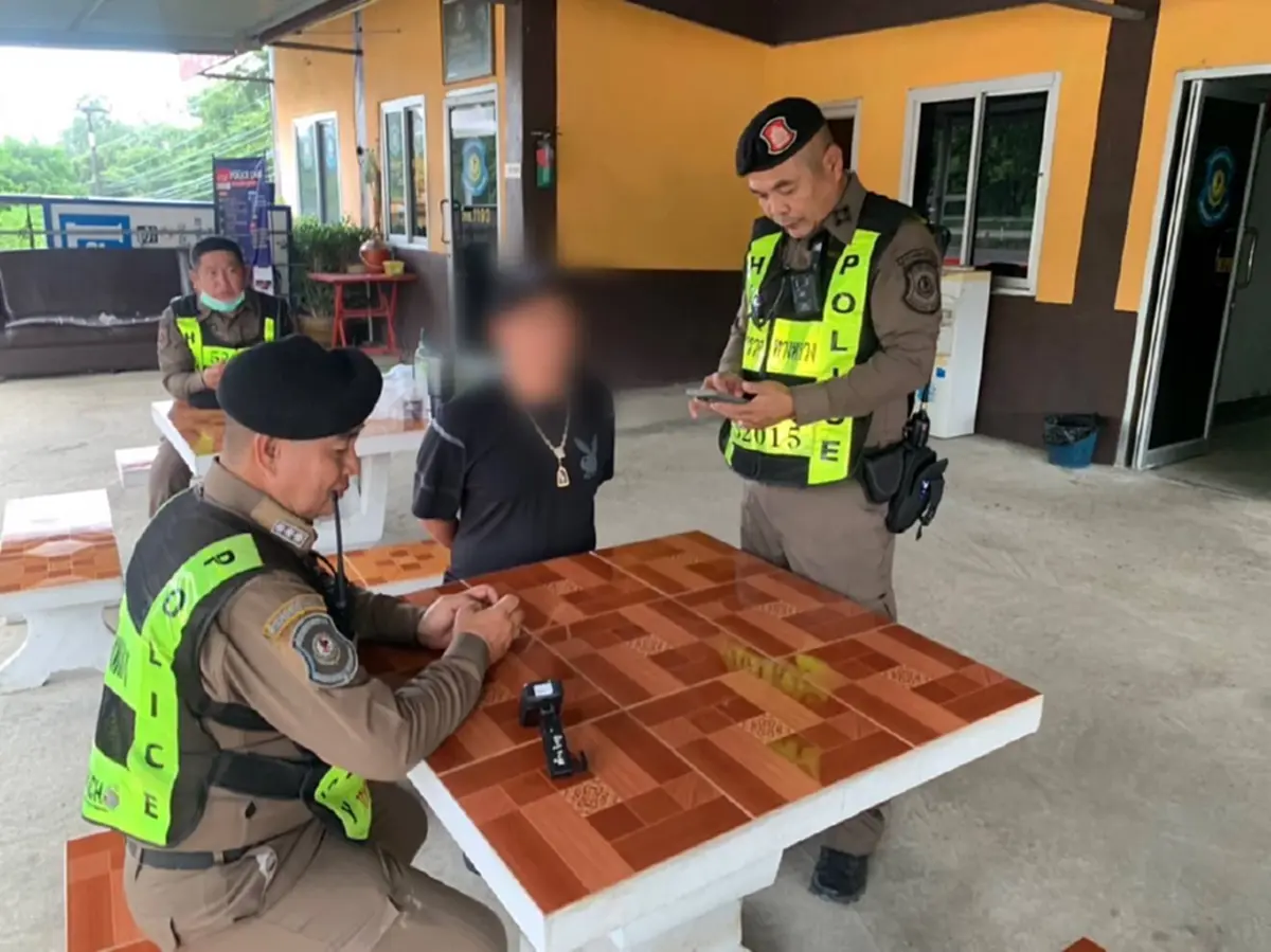 ล็อกตัวผู้ต้องหายาเสพติด เตรียมมุดหนีชายแดนประเทศเพื่อนบ้านไม่รอด