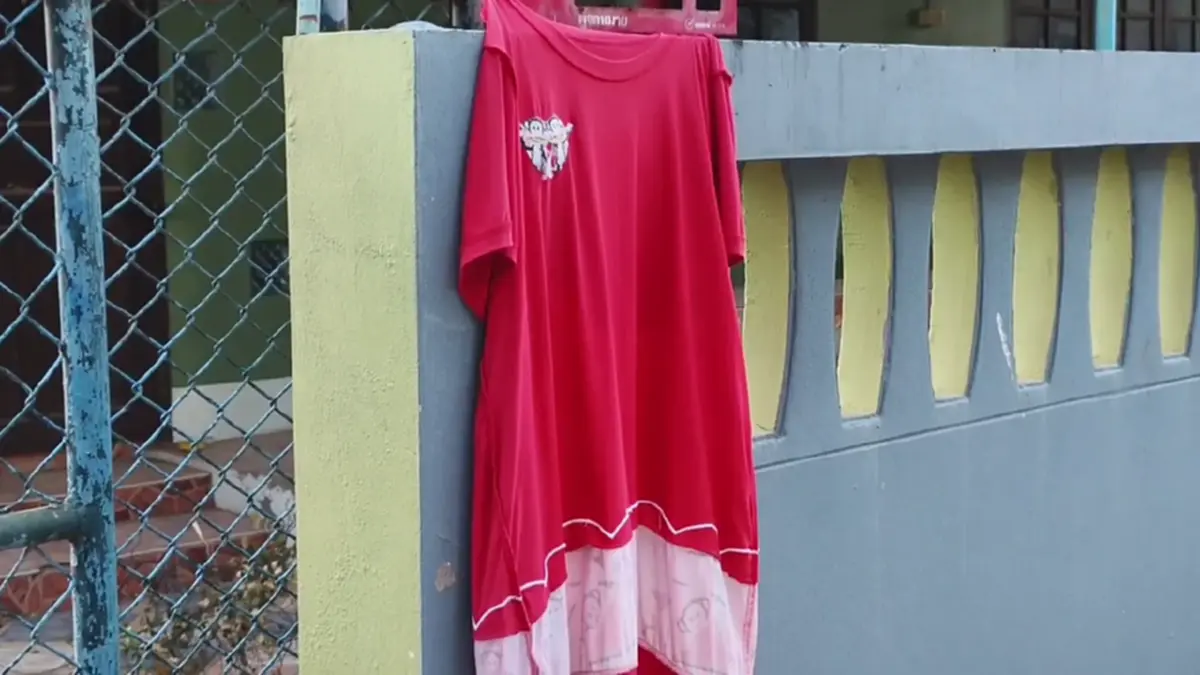ผวาปอบกิน 13 ศพ! ชาวบ้านอุดรฯ แขวนเสื้อแดง-สื่อสารปู่หลักบ้าน