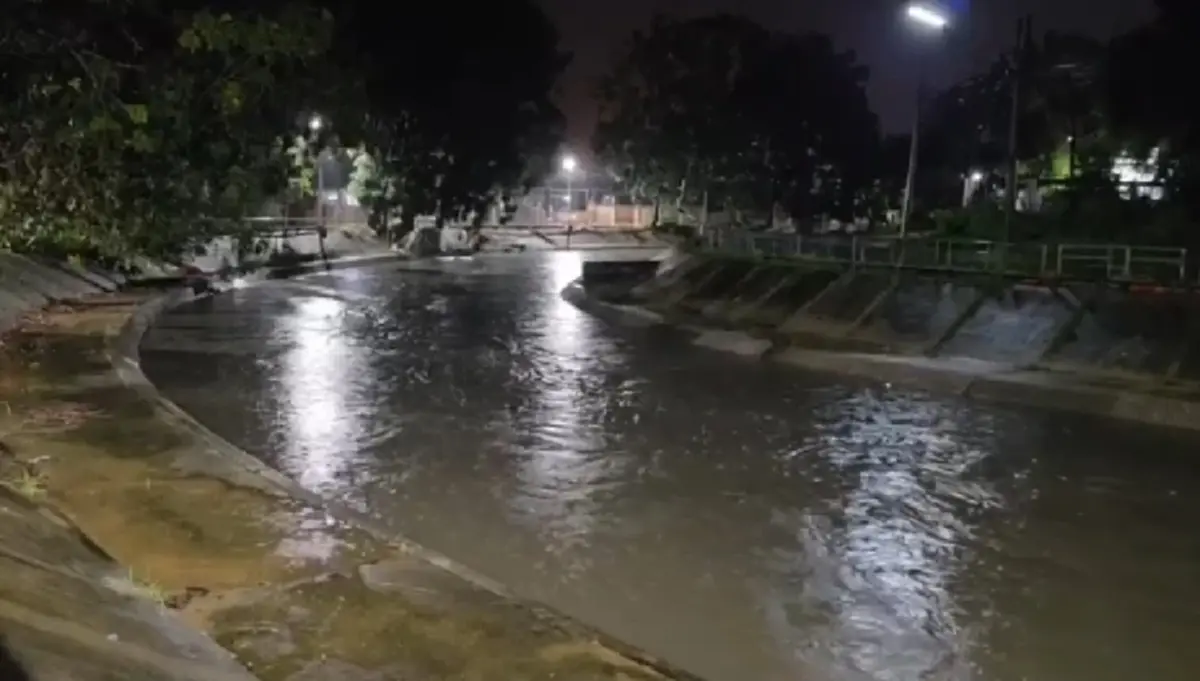 ฝนถล่มหาดใหญ่ 1 ชั่วโมง น้ำขึ้นเร็ว! ชาวบ้านผวาจนนอนไม่หลับ