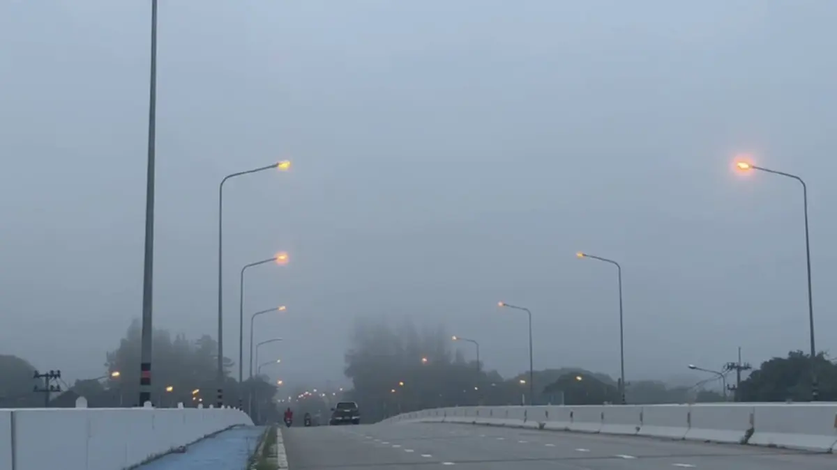 เชียงใหม่ซ้อมหนาว! หมอกหนาคลุมเมือง อุณหภูมิลดเหลือ 20 องศา