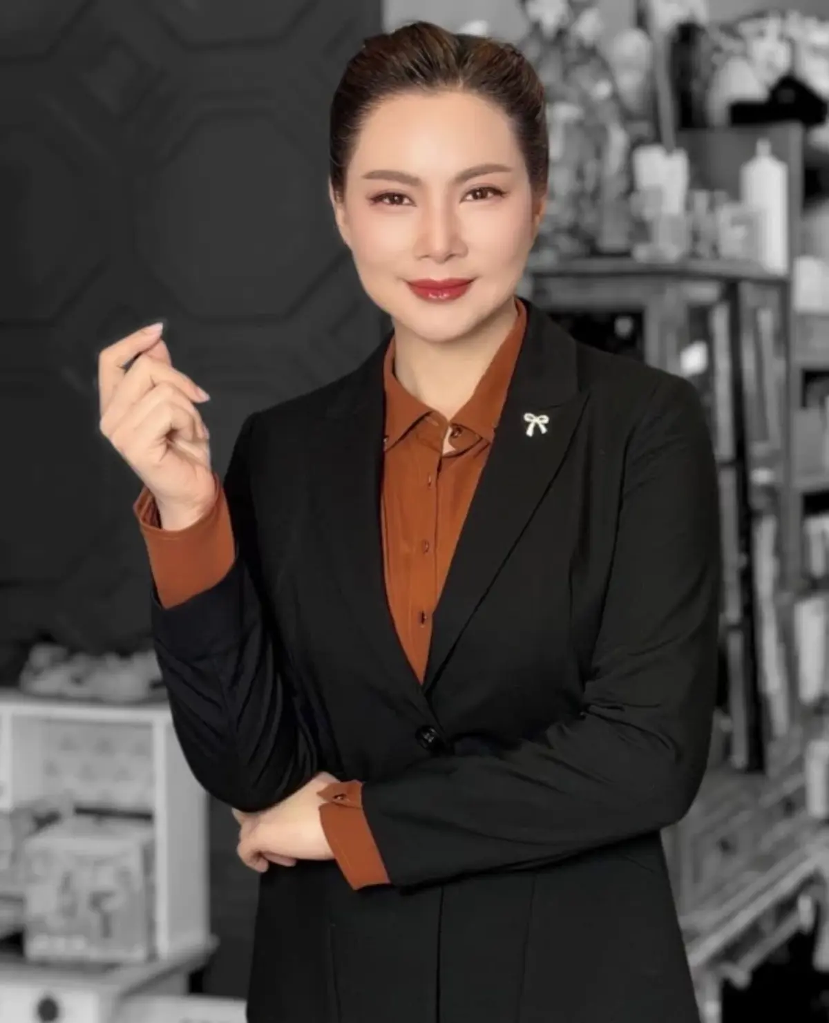 เปิดบ้านหรู "บุ๋ม ปนัดดา" เผยปูมหลังชีวิต สาเหตุต้องมี 15 ห้อง