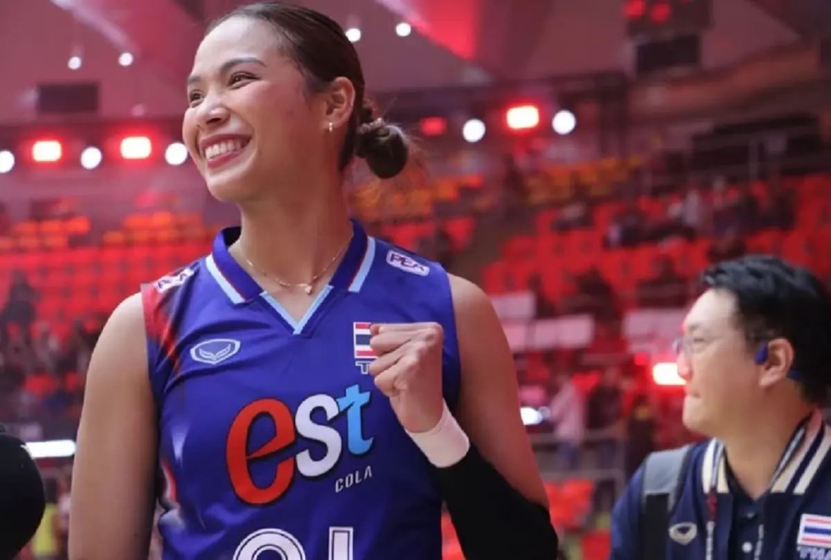 เกิดอะไรขึ้น? "โมเม ธนัชชา" เตรียมโพสต์ชี้แจงเรื่องทีมชาติ