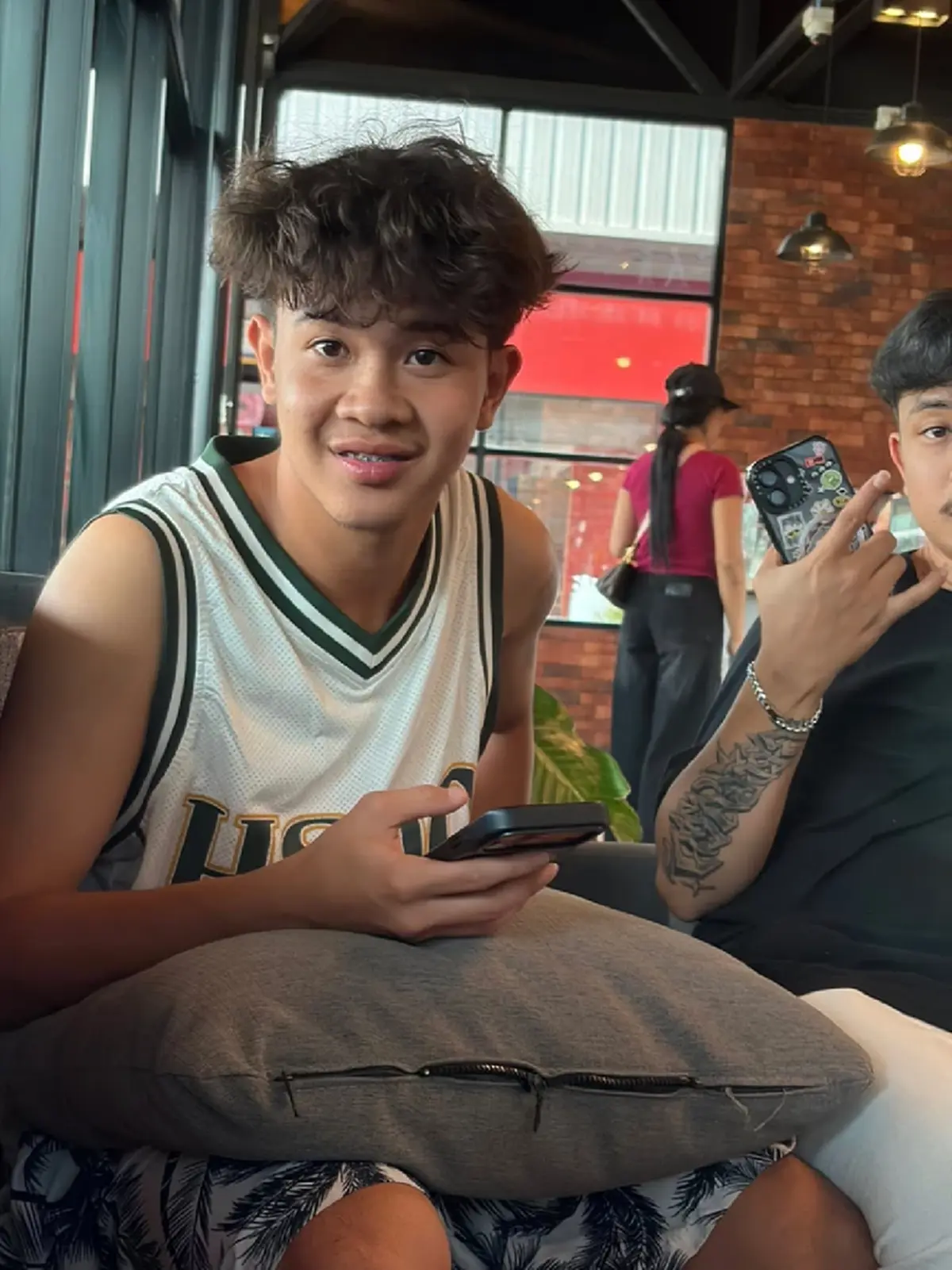 "เต วรากร" ตอบปมเลิกเล่นบอล ล่าสุดอินเลิฟแม่เลี้ยงเดี่ยวคนสวย