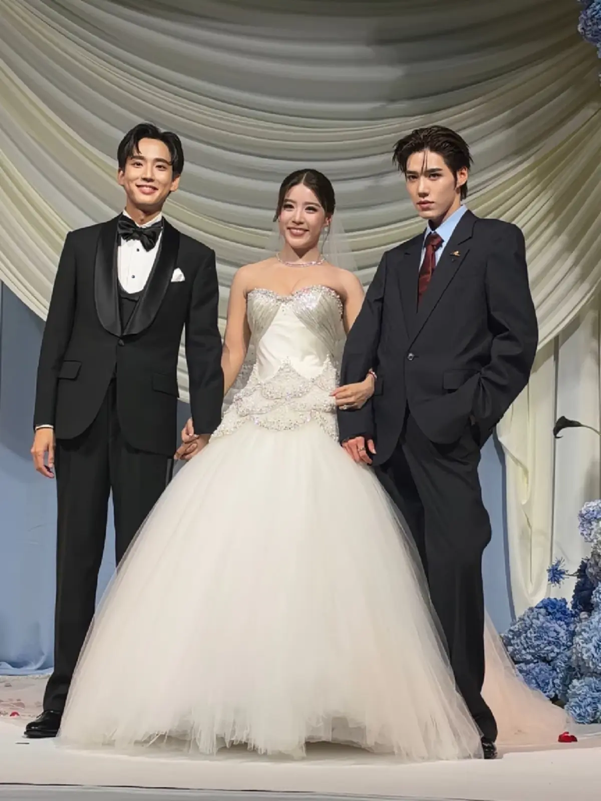 เผยภาพโมเมนต์ซาบซึ้ง งานแต่งพี่สาว พีพี กฤษฏ์  "บิวกิ้น" ร่วมยินดี 