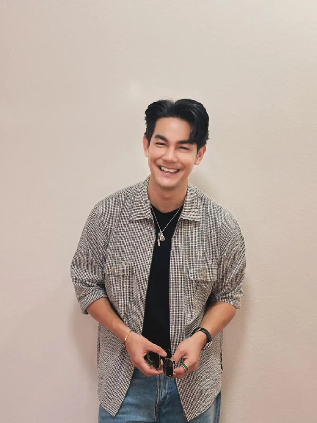 นักแสดงหนุ่ม ยอมรับวงการทีวีซบเซา ปรับตัวลุยธุรกิจอสังหาฯ