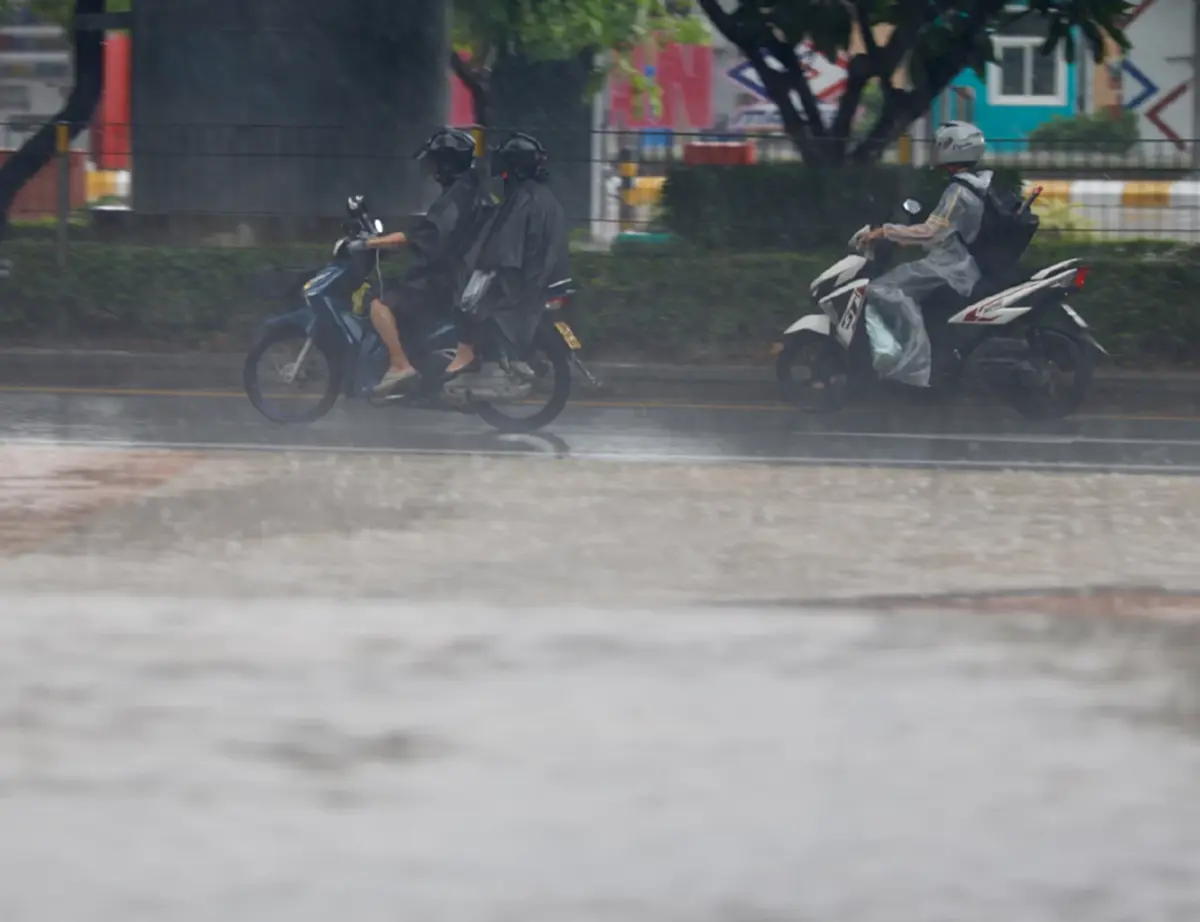 มืดมาเลย ที' ลมฟ้าอากาศ เตือนสภาพอากาศล่าสุด พร้อมรับมือมั้ย