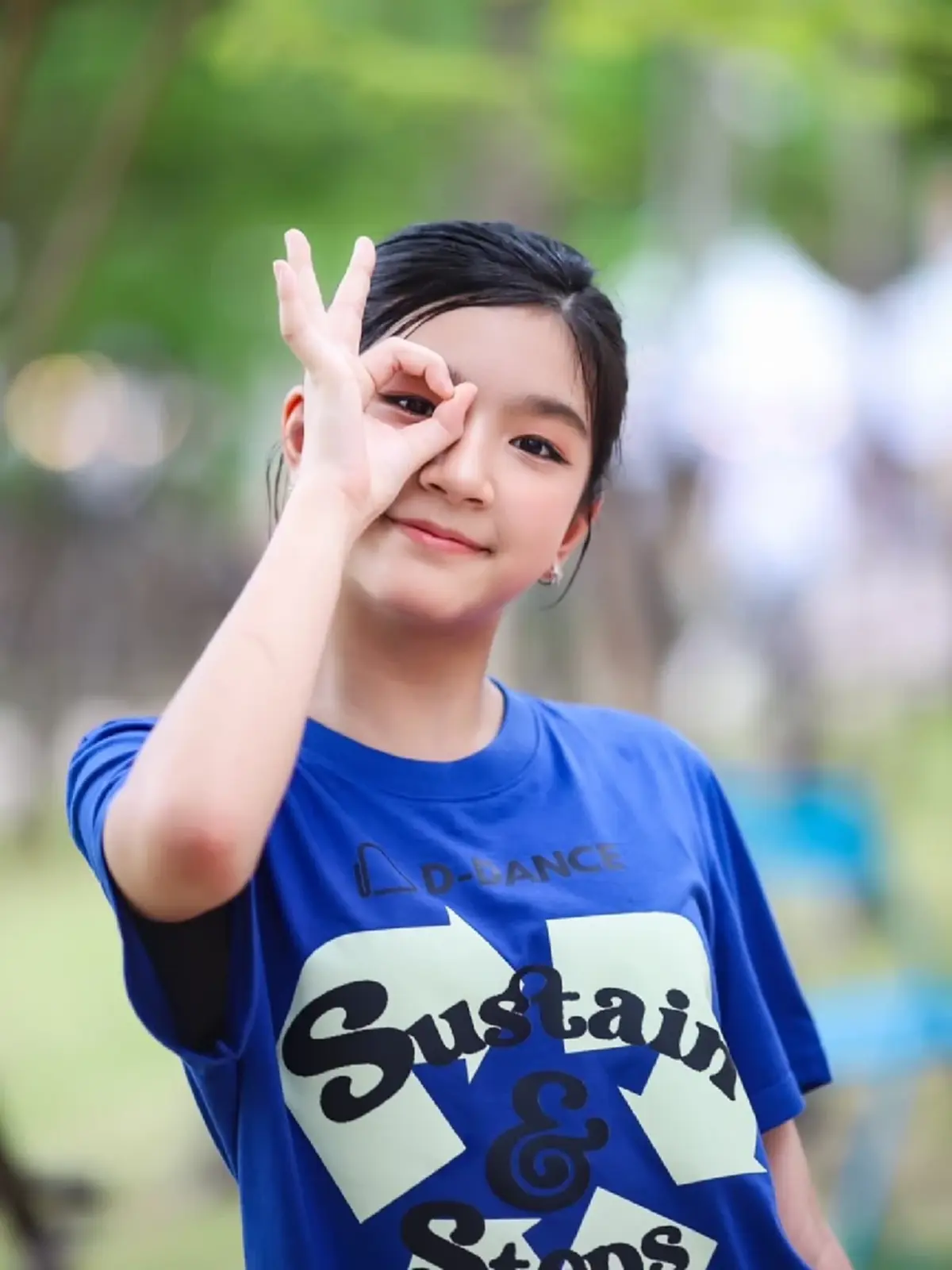 ยิ่งโตยิ่งสวย  "น้องมะลิ" ในวัย 12 ปี ถอดแบบความสวยแม่โบว์ 