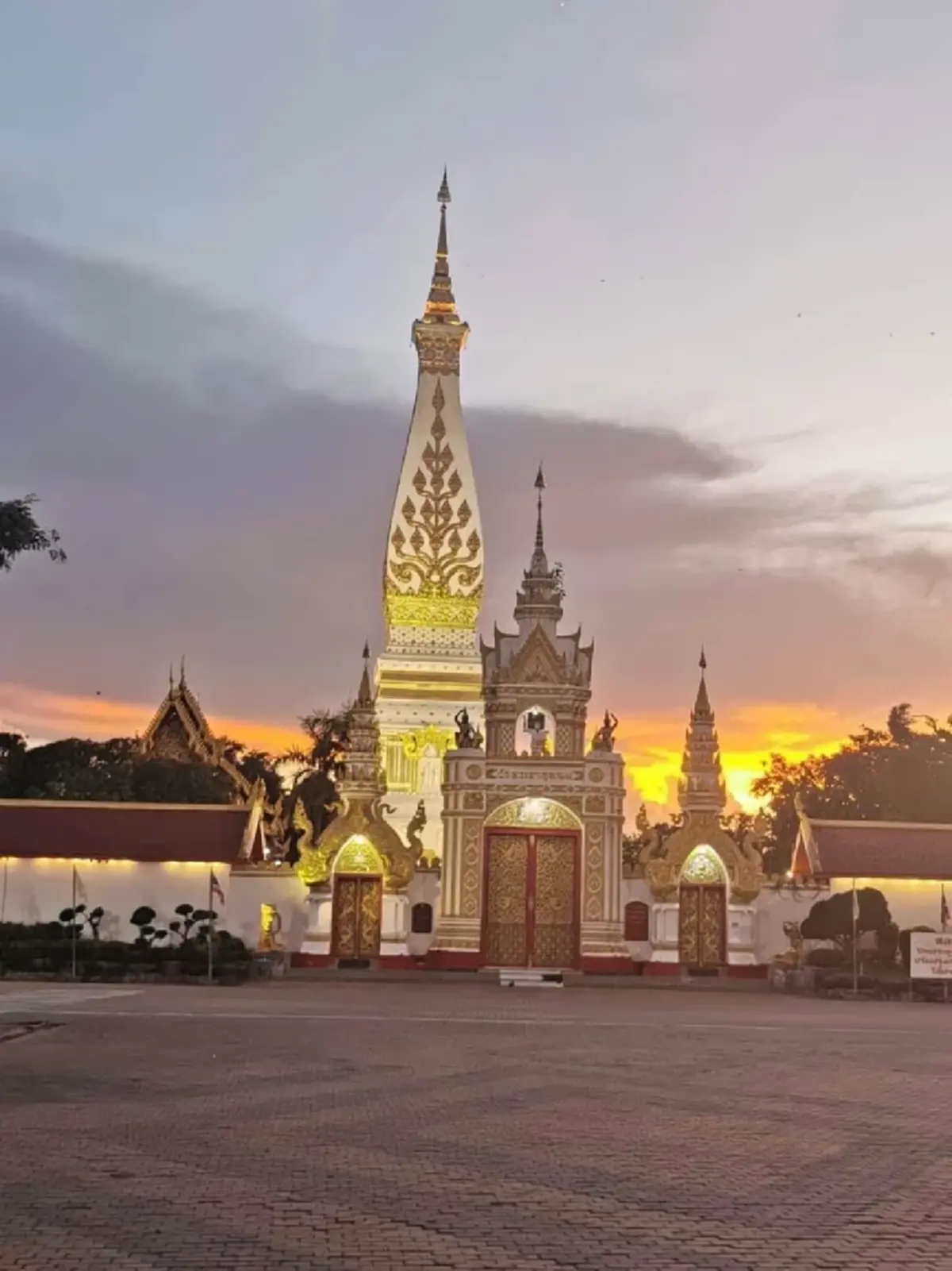อดีตนายอำเภอ แฉเดือด วัดพระธาตุพนม อ่านแล้วแทบไม่เชื่อ