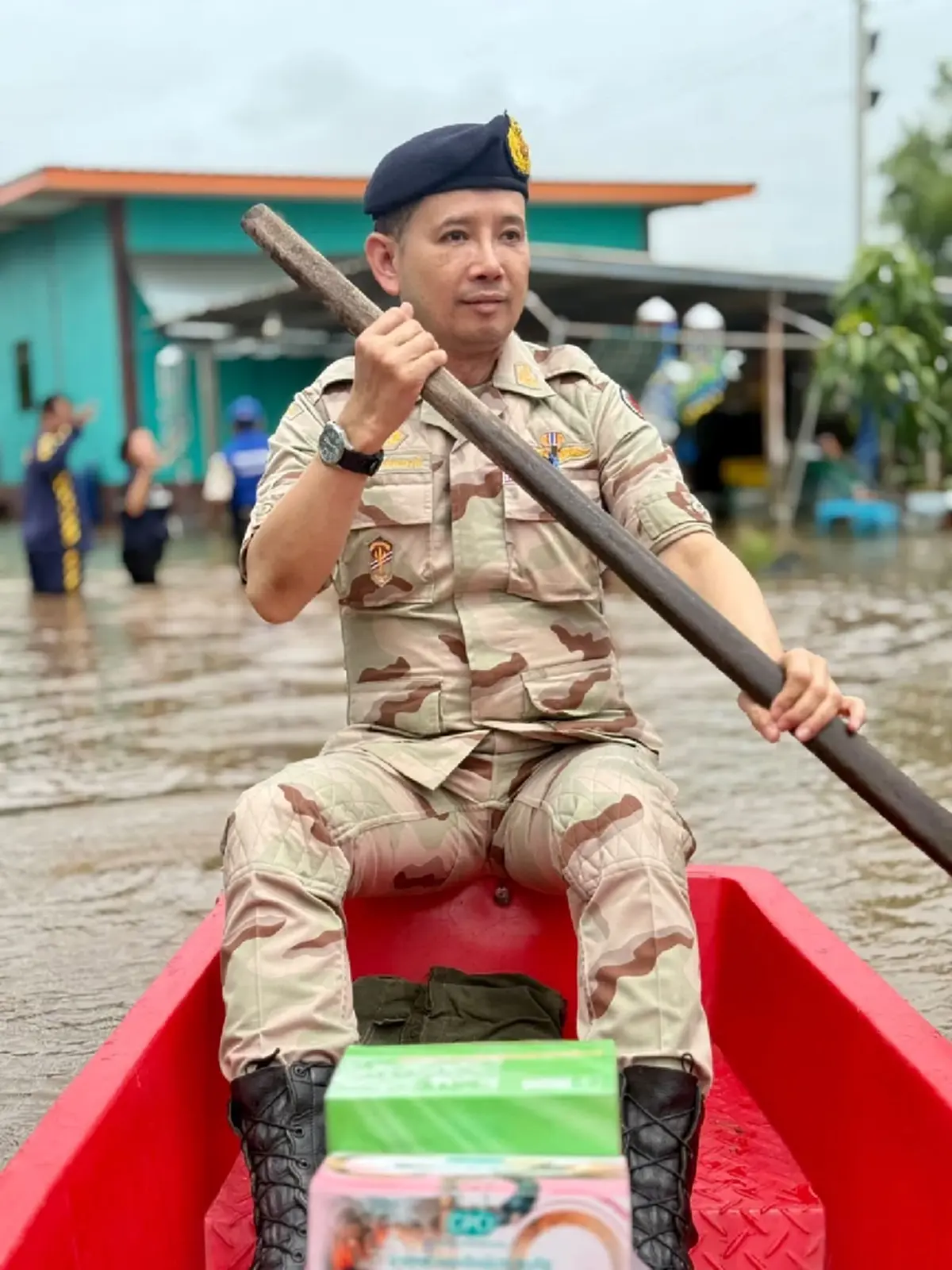 ลือสนั่น สาเหตุเด้งฟ้าผ่า นายอำเภอบ้านสร้าง ถูกย้ายกลางน้ำท่วม
