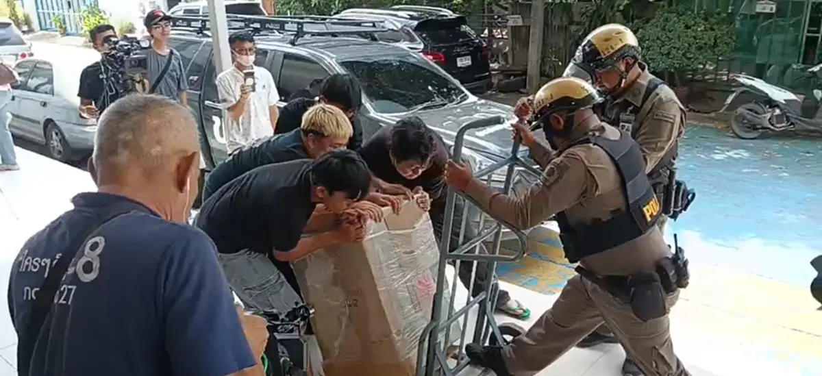 เปิดทรัพย์สินในตู้เซฟ แม่ภัทร พึ่ง ตร. เปิดไม่ได้ กุญแจอยู่ที่ลูก