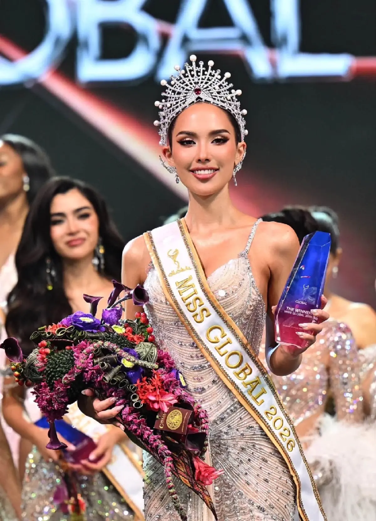 ส่องประวัติ ซาฟฟรอน สร้างประวัติศาสตร์ คว้ามง Miss Global 2026