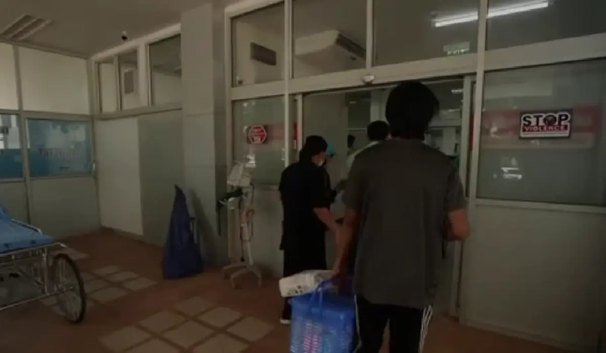 ส่องทะเบียน สาวสุดกลั้น คลอดบนรถฉุกเฉิน ก่อนนั่งรถเกาะลุยกระแสน้ำท่วม