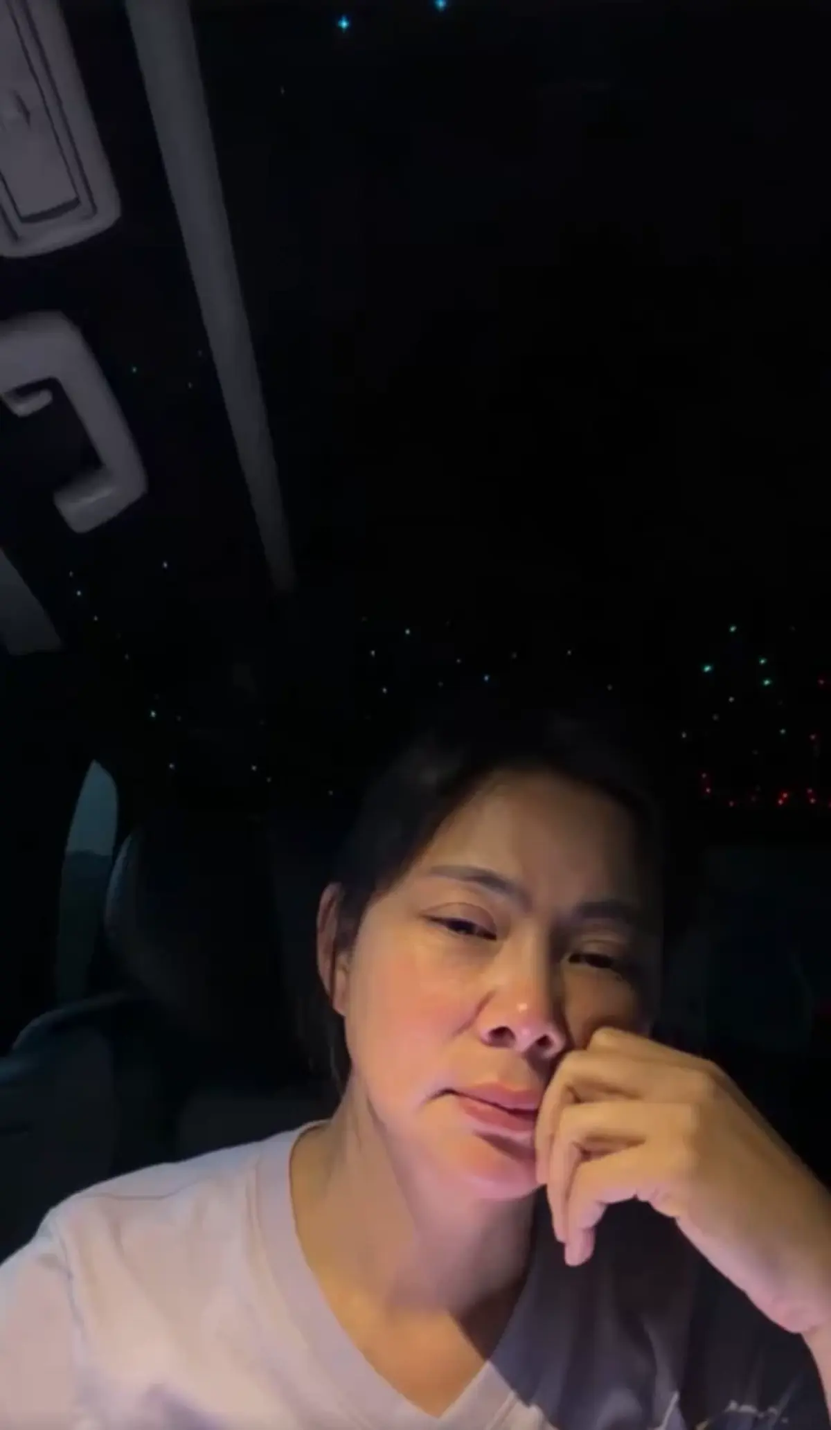 สภาพจิตใจ "บุ๋ม ปนัดดา" หลังเจอดราม่าหนัก พร้อมขายบ้านสะสางปัญหา