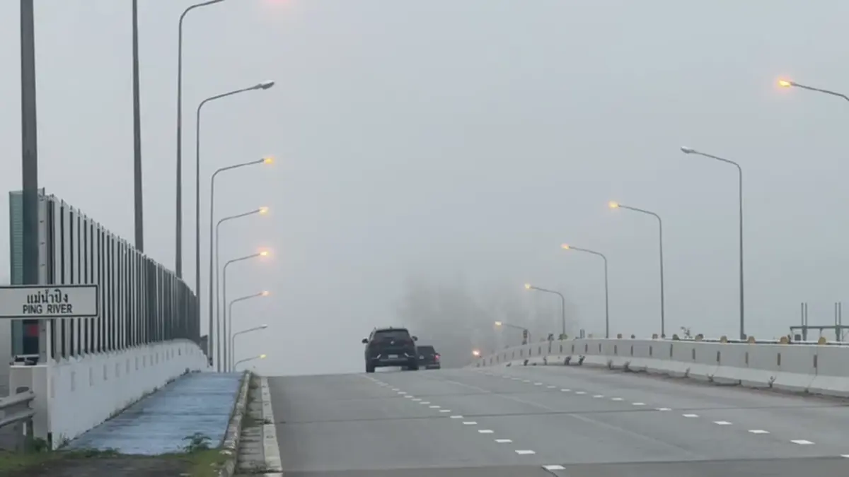 เชียงใหม่ซ้อมหนาว! หมอกหนาคลุมเมือง อุณหภูมิลดเหลือ 20 องศา