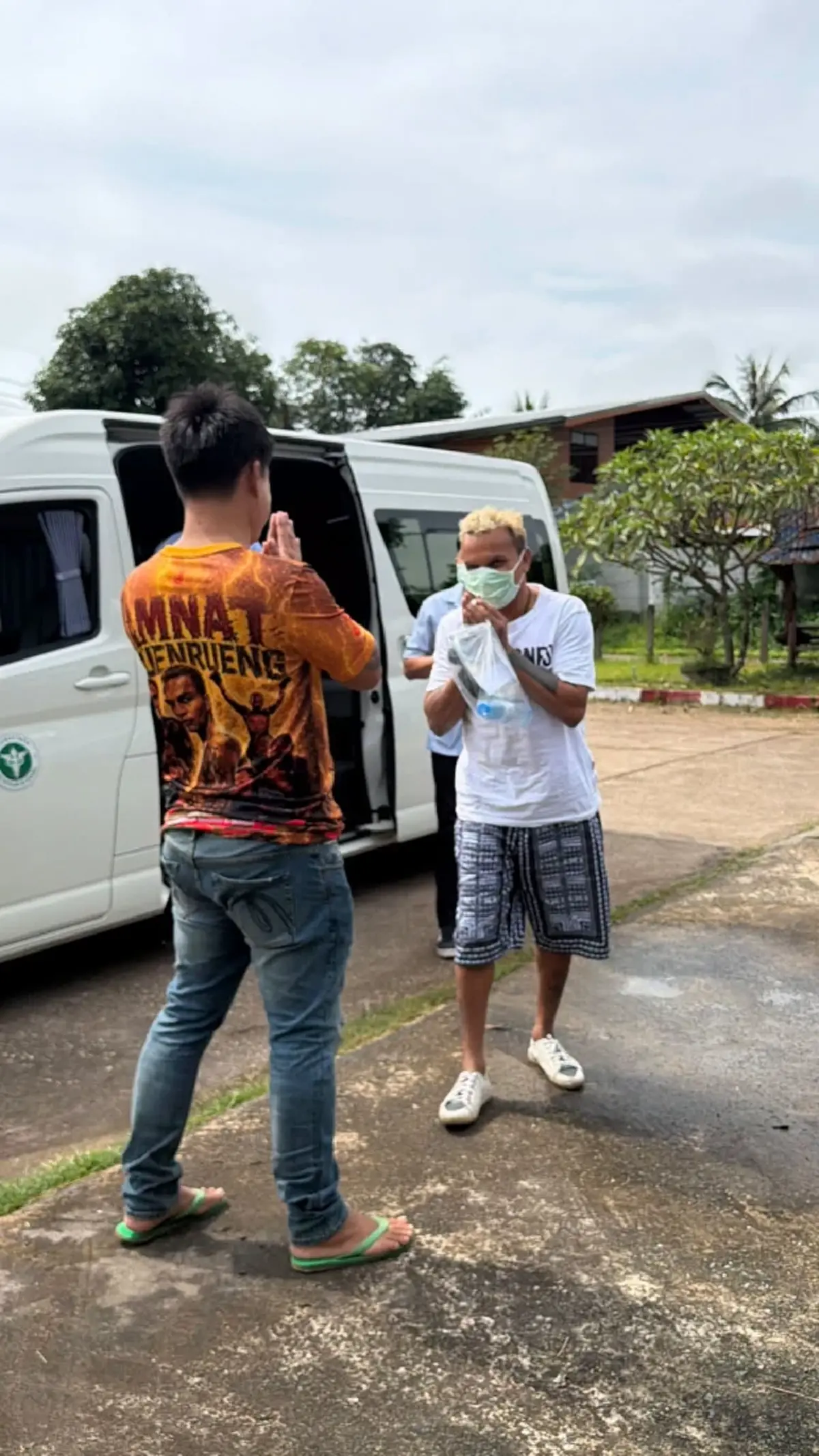 ภาพล่าสุด "อำนาจ" หลังออกจากรพ. ชาวเน็ตเห็นพูดเป็นเสียงเดียวกัน