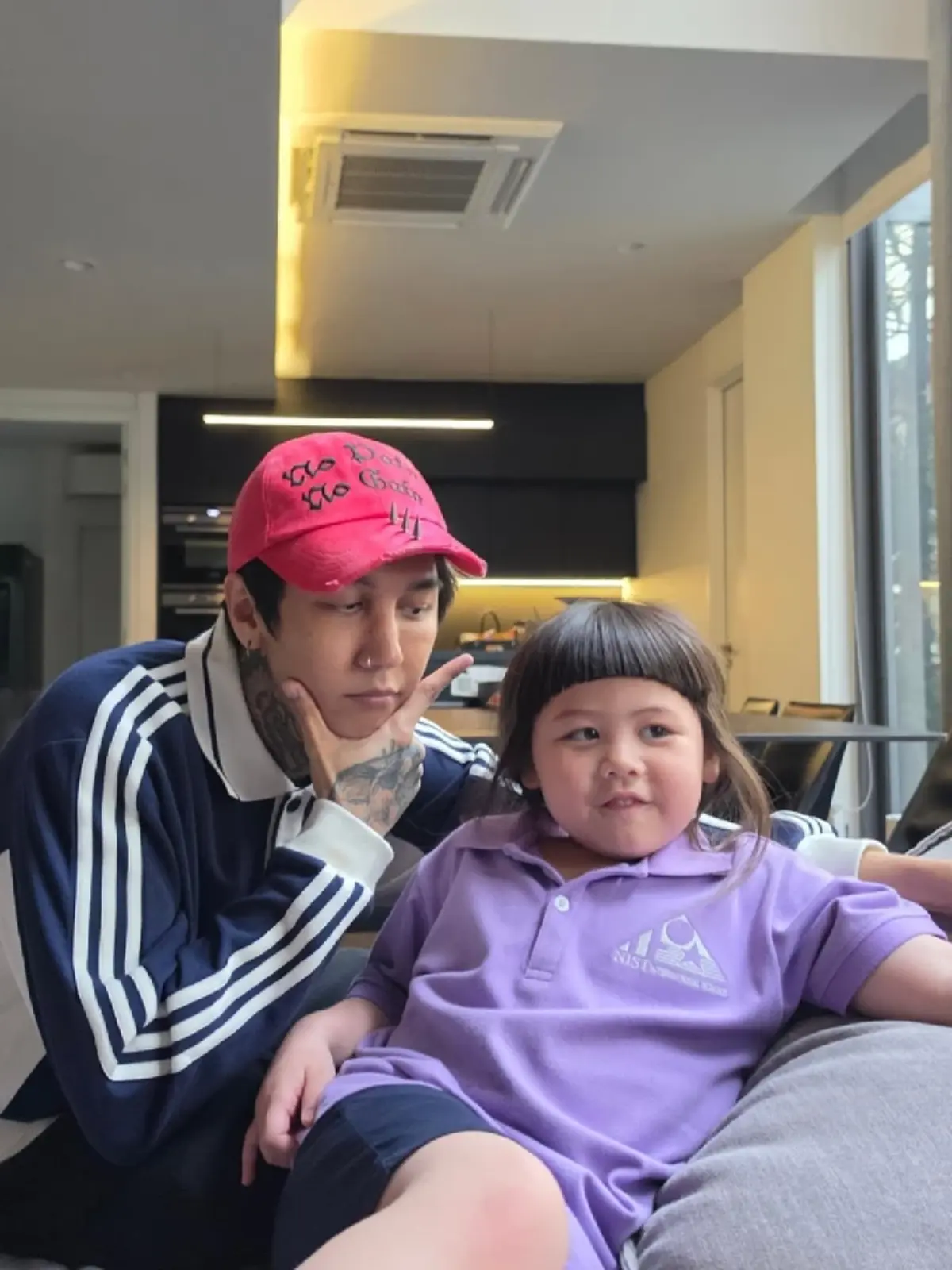 "แม่ชม" เปิดตัวโปรดิวเซอร์เบื้องหลังเพลงแรก "น้องเกล"