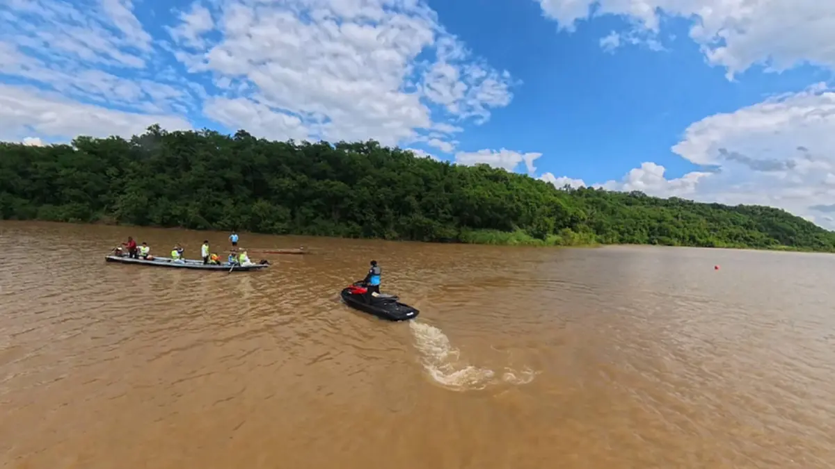 สุดสะเทือนใจ! ตา-หลานหาปลาสูญหายกลางเขื่อน 2 วัน พบแค่เรือ