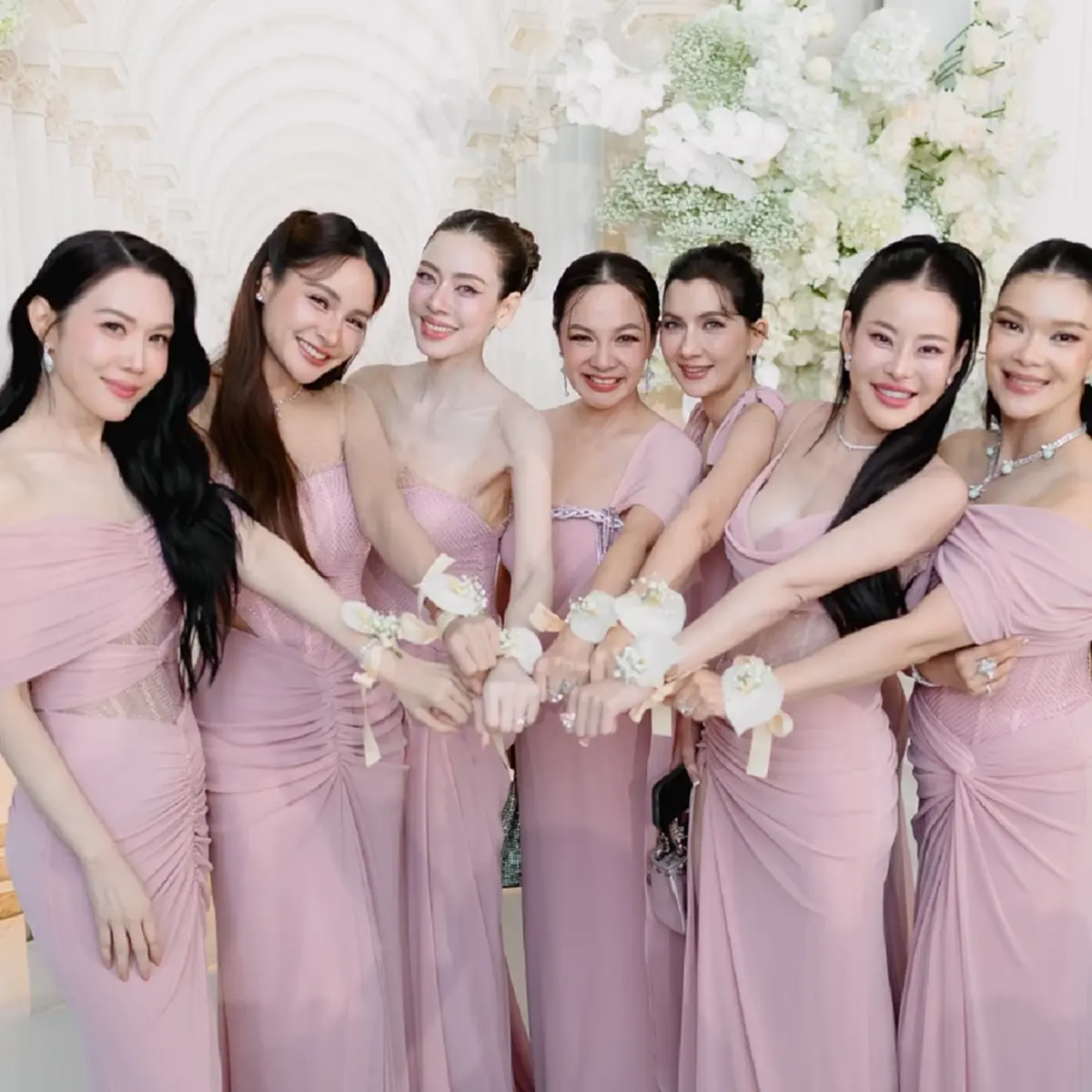  หนิง ปณิตา ควงลูกสาว โชว์ลุคสวยแพ็คคู่ มองเผินๆ นึกว่าพี่น้อง 