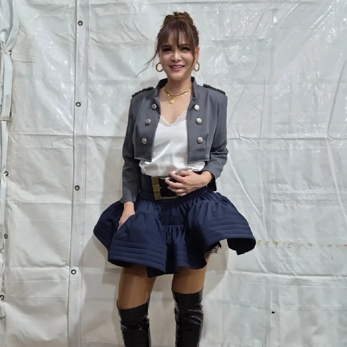 นักแสดงสาวตาโต  พาแม่หลอมเศษทองสะสม คิดว่าจะได้หลักแสน