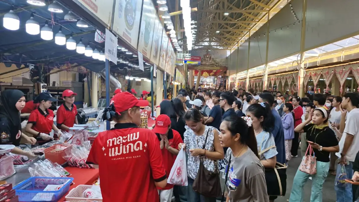 เปิดยอดขาย 2 ร้านดังงานรับบัว! เจ๊ฟ้า ทะลุแสน แม่เกดไม่น้อยหน้า