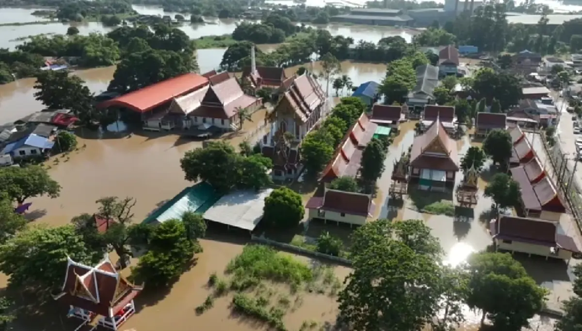 อยุธยาน้ำท่วมครบ 16 อำเภอ กระทบเกือบ 5 หมื่นครัวเรือน