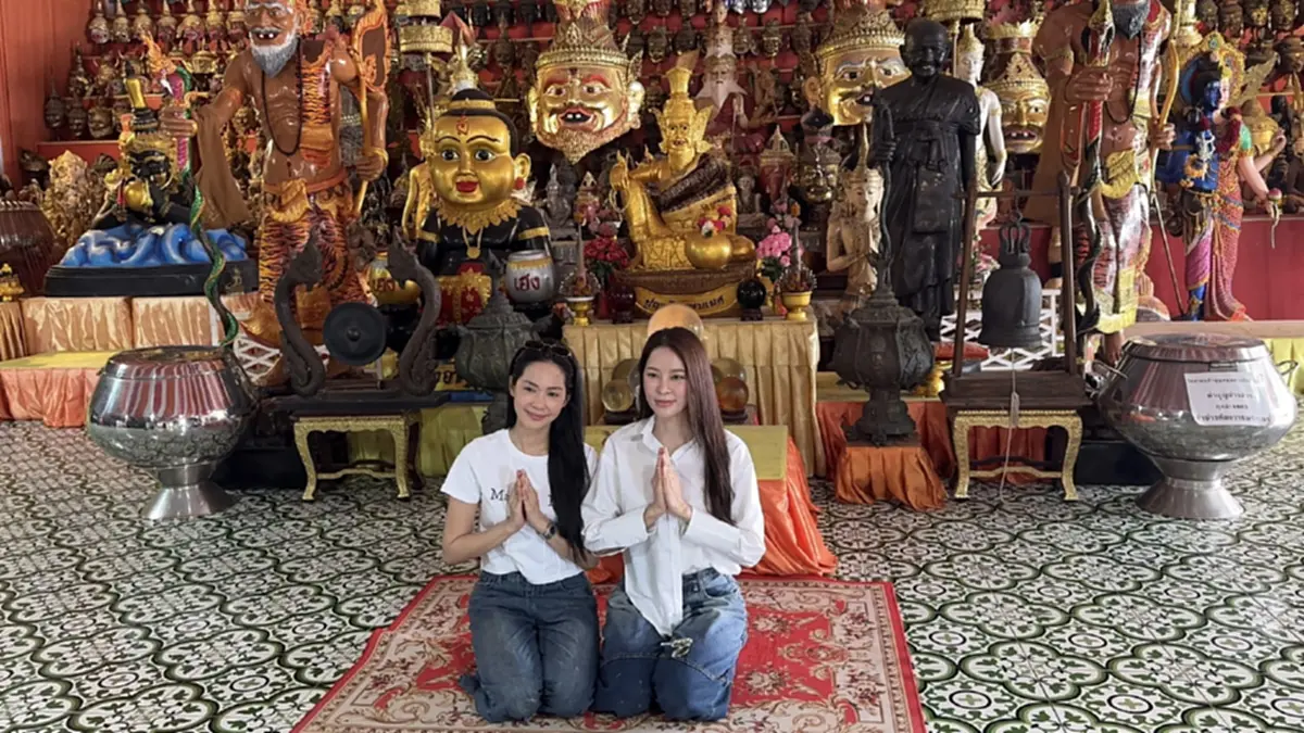 "บิ๊นท์-ปุยนุ่น" แก้บนอาศรมฤๅษีเณร ชาวบ้านแห่ส่องเลขน้ำมนต์