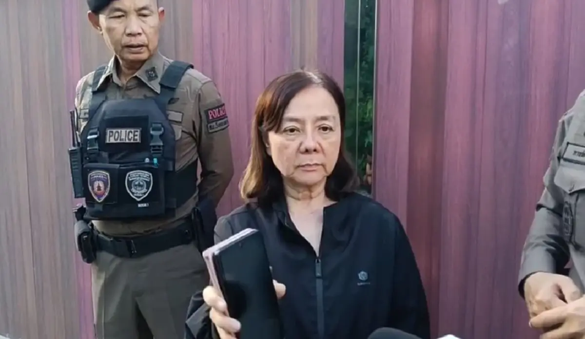 แม่ภัทร พาตร.บุกโรงงานเครื่องสำอาง โทรหาลูกไม่รับ เข้าไปไม่ได้