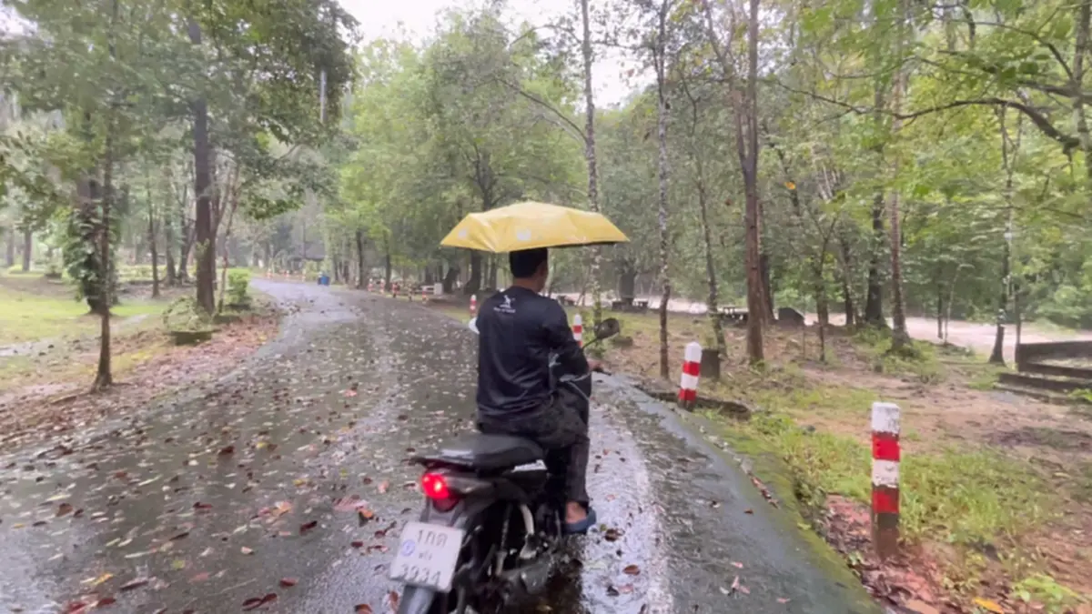 ปิด 5 เส้นทางเดินป่าเขาบรรทัด หลังน้ำป่าถล่ม คร่าชีวิต 1 ราย