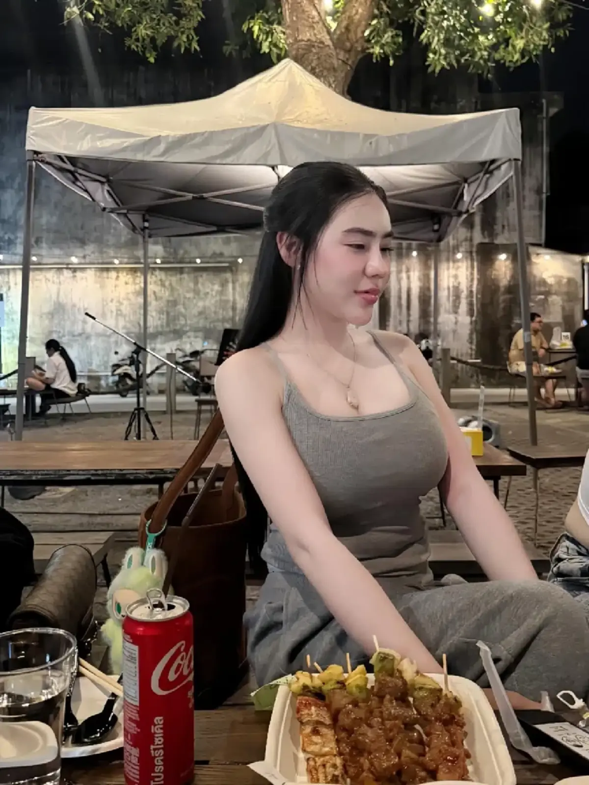 "เต วรากร" ตอบปมเลิกเล่นบอล ล่าสุดอินเลิฟแม่เลี้ยงเดี่ยวคนสวย