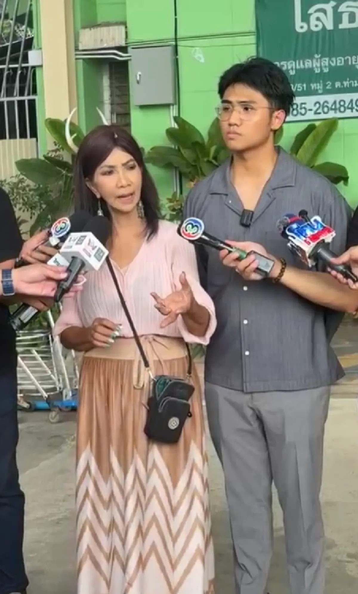 "ลูกชายป้าแมว" เห็นประวัติการศึกษาตกใจ ดีกรีไม่ธรรมดา