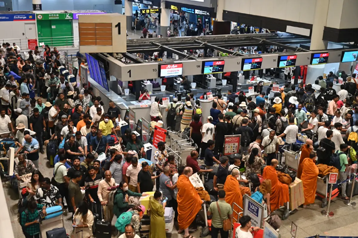 กฎใหม่ สนามบินดอนเมือง ตรวจค้นด้วยมือ แทนเครื่องตรวจโลหะมือถือ