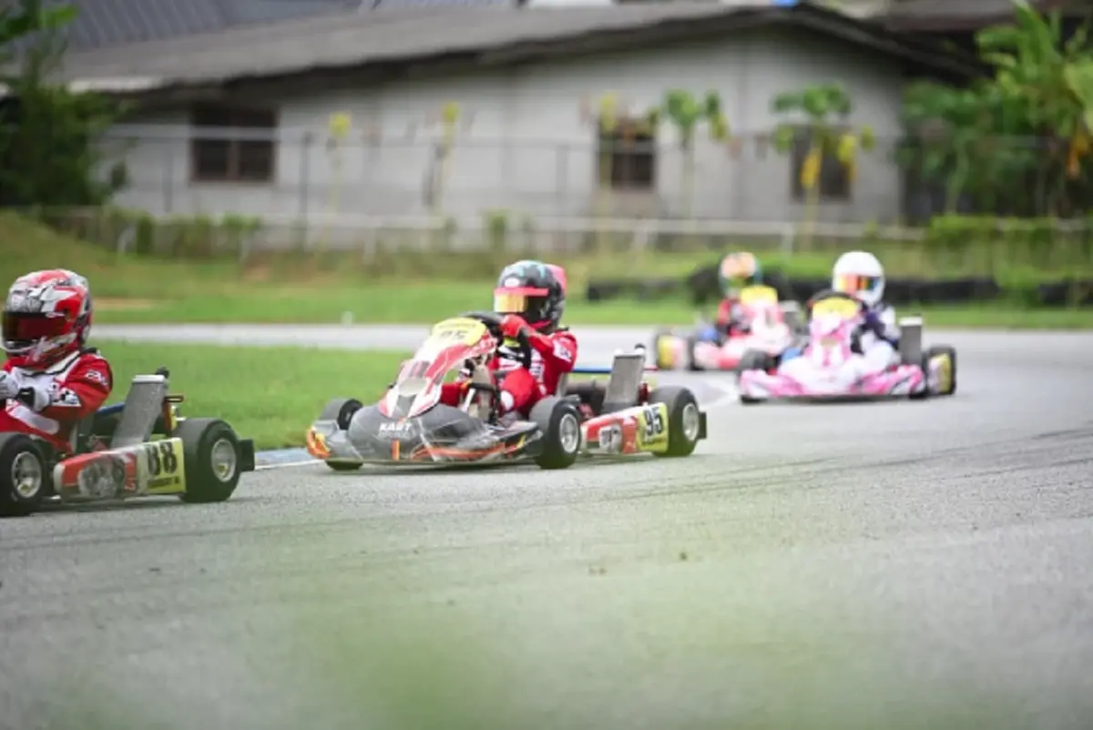 เปิดโฉม "น้องพิกเล็ต" นักซิ่งวัย 7 ขวบ คว้าอันดับ 1 Super Kart Thailand